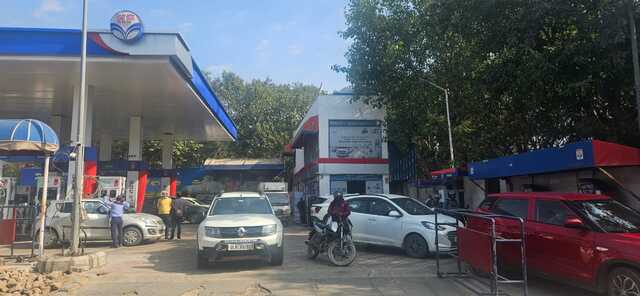 Hindustan Petroleum Corporation Limited - Sector 17, Dwarka, New Delhi