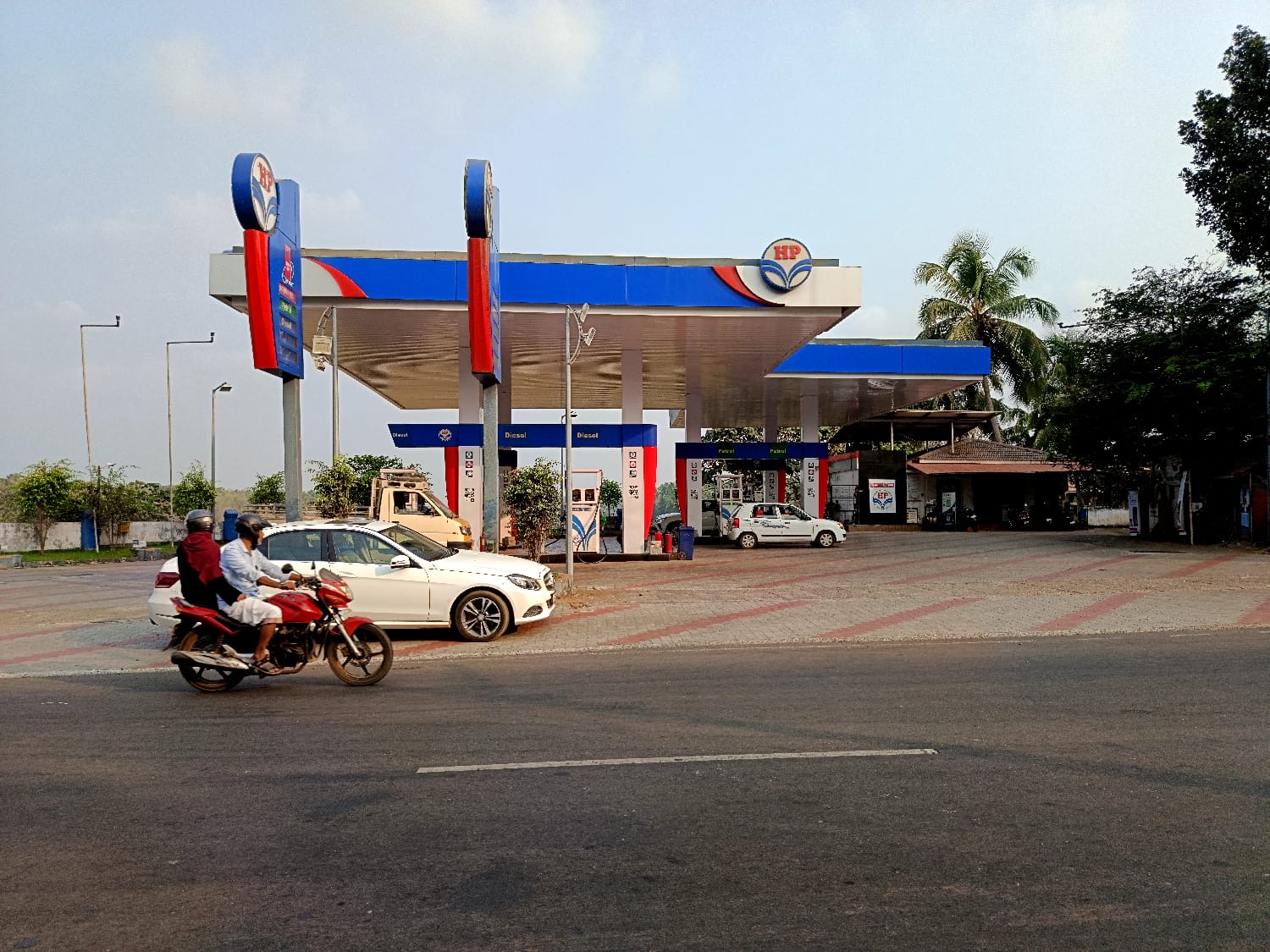 Hindustan Petroleum Corporation Limited - Pannithadam, Thrissur