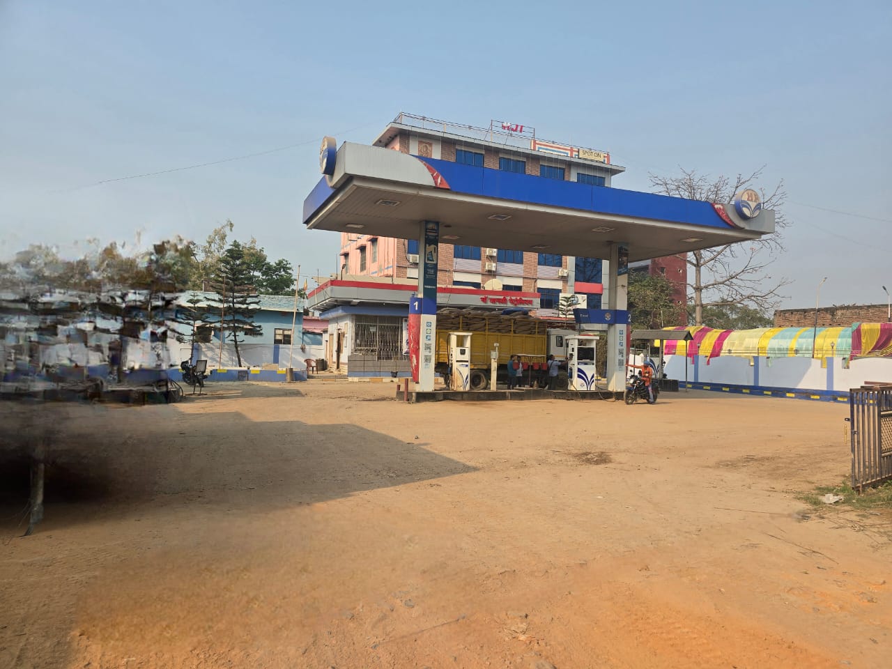 Hindustan Petroleum Corporation Limited - Punaura Pashchim, Sitamarhi
