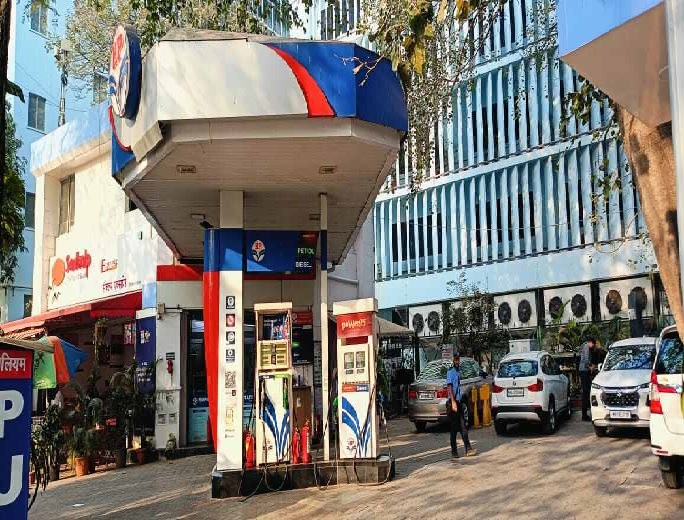 Hindustan Petroleum Corporation Limited - Churchgate, Mumbai