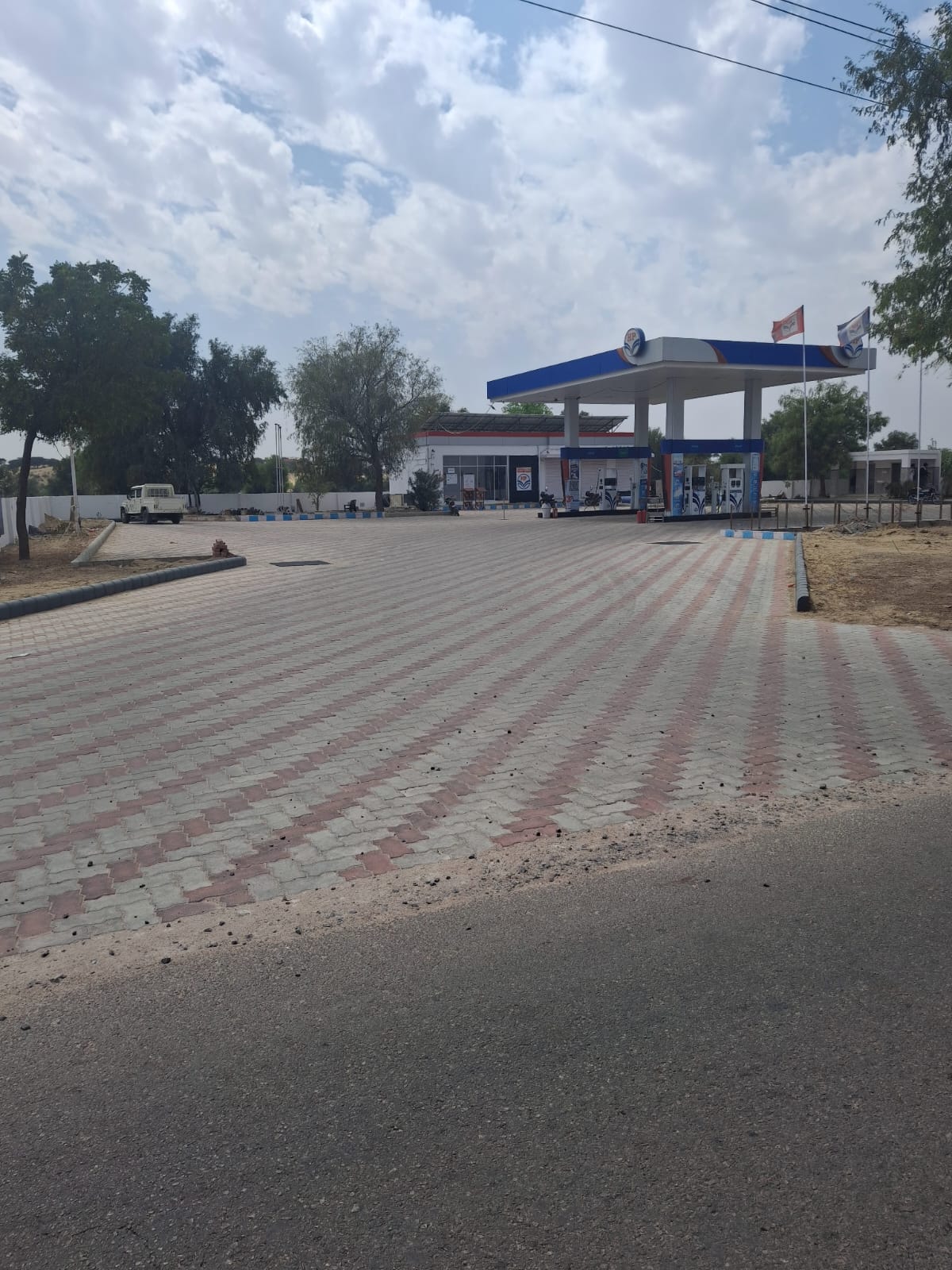 Hindustan Petroleum Corporation Limited - Bajju Tejpura, Bikaner