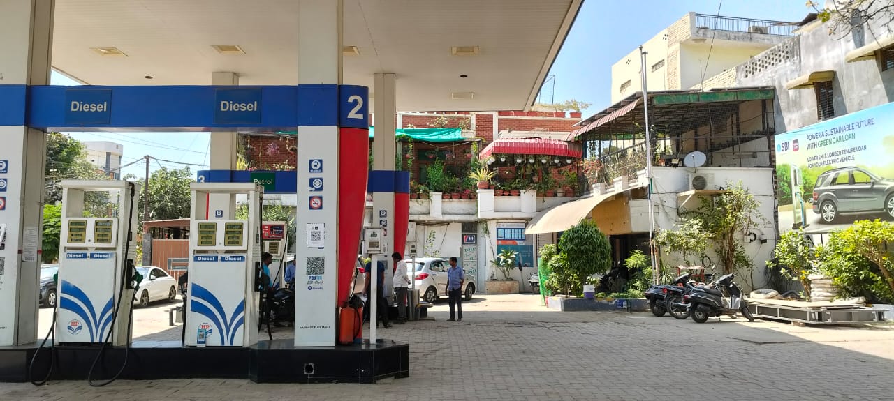 Hindustan Petroleum Corporation Limited - Gowardhan Purwa, Kanpur