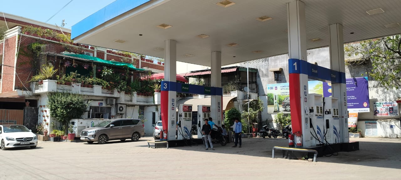 Hindustan Petroleum Corporation Limited - Gowardhan Purwa, Kanpur
