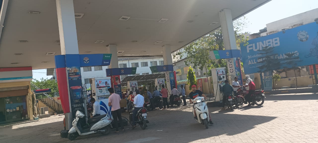 Hindustan Petroleum Corporation Limited - Rajajipuram, Lucknow