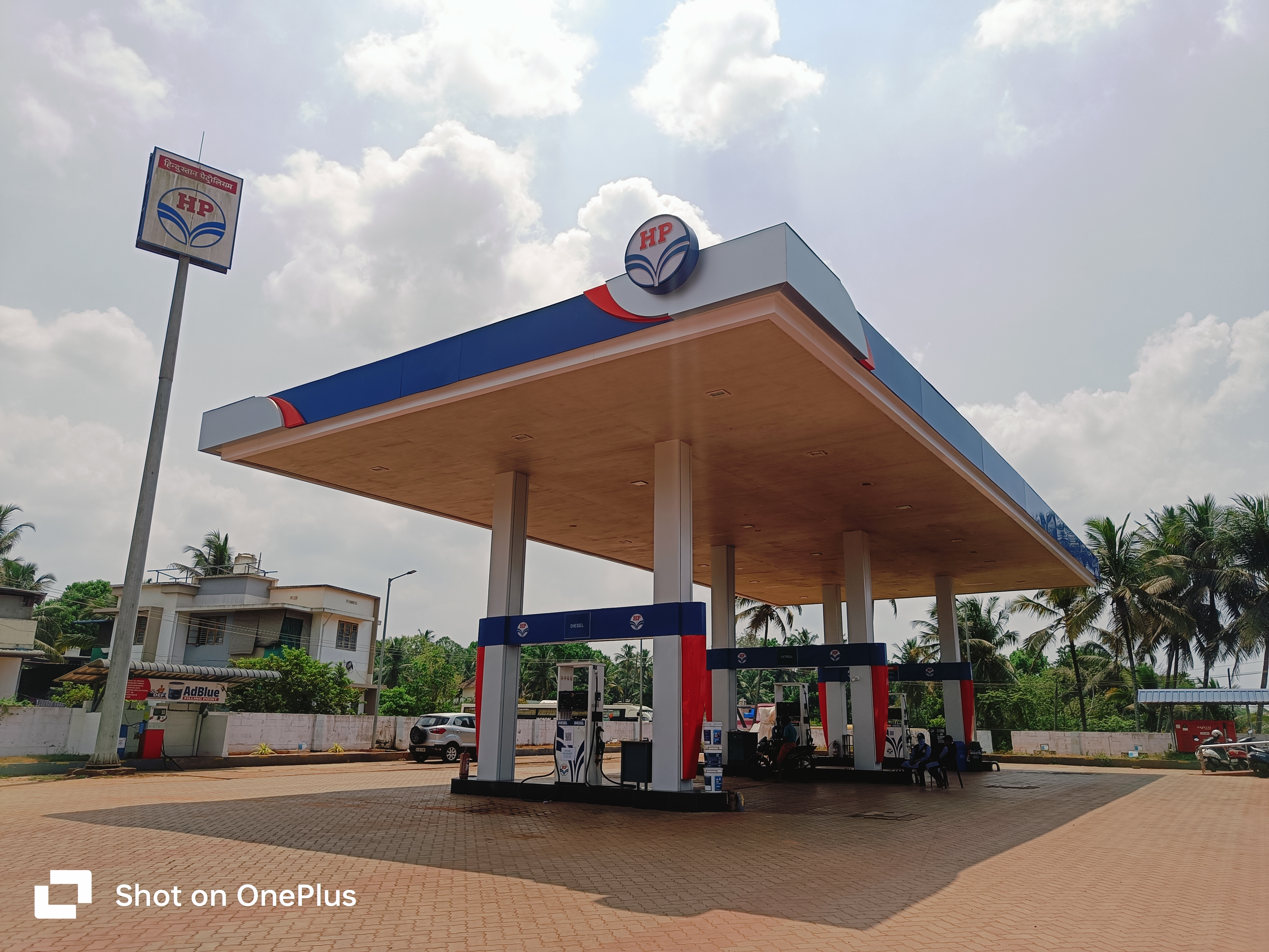 Hindustan Petroleum Corporation Limited - Karivellur, Kasaragod