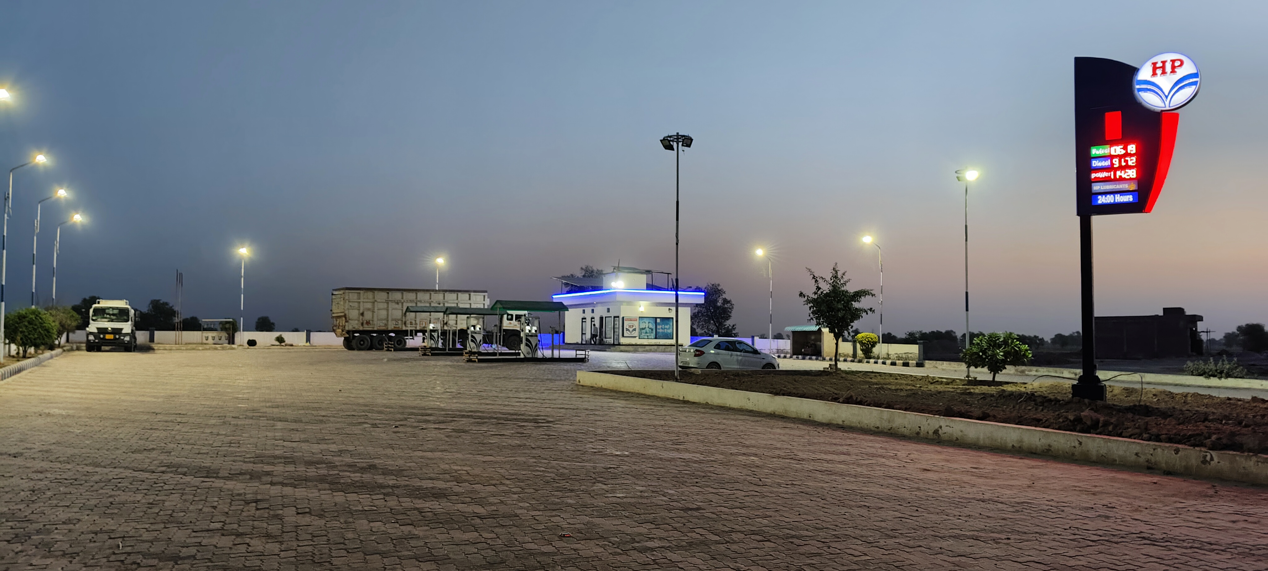 Hindustan Petroleum Corporation Limited - Pakka Bhadwa, Hanumangarh