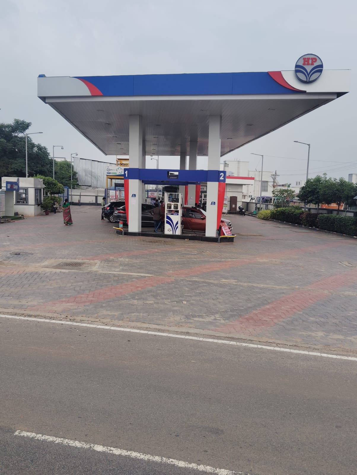 Hindustan Petroleum Corporation Limited - Andankovil West, Karur