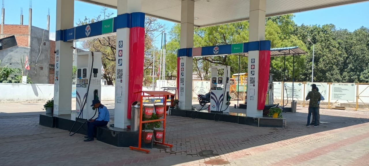 Hindustan Petroleum Corporation Limited - Hans Khera, Lucknow
