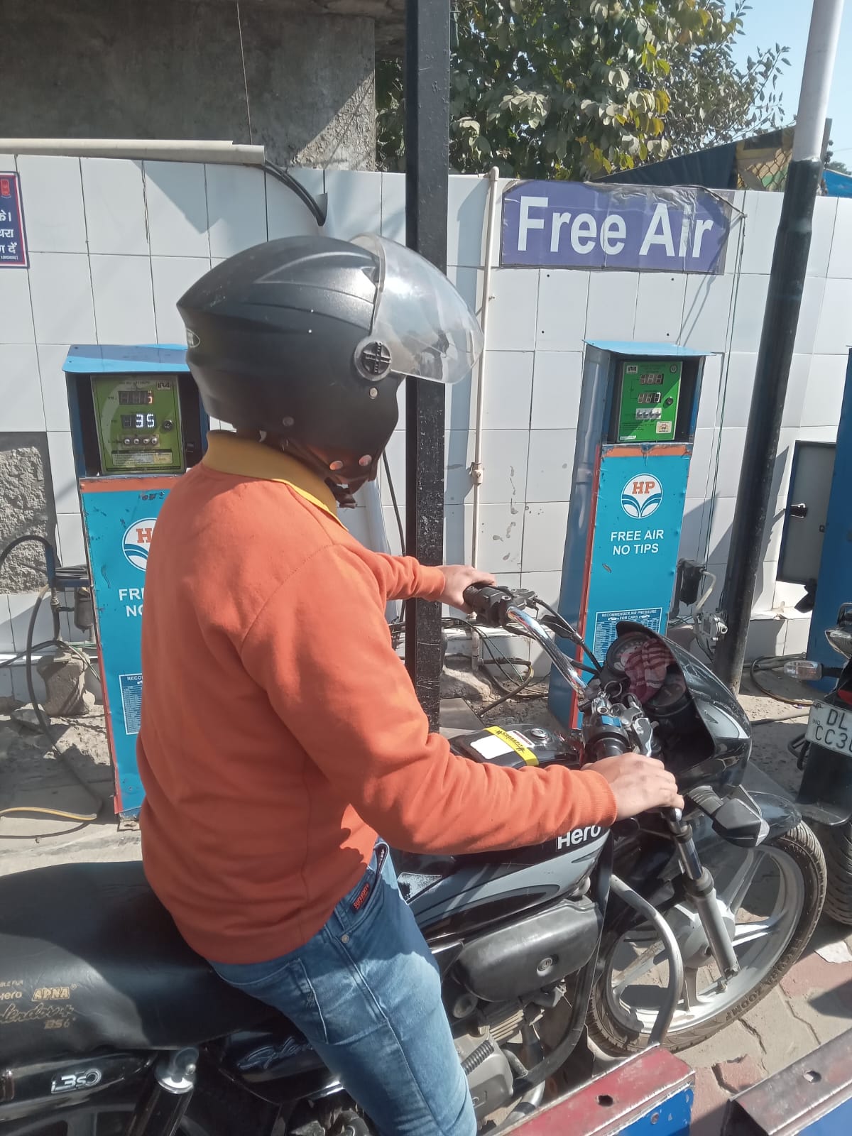 Hindustan Petroleum Corporation Limited - Sarita Vihar, New Delhi