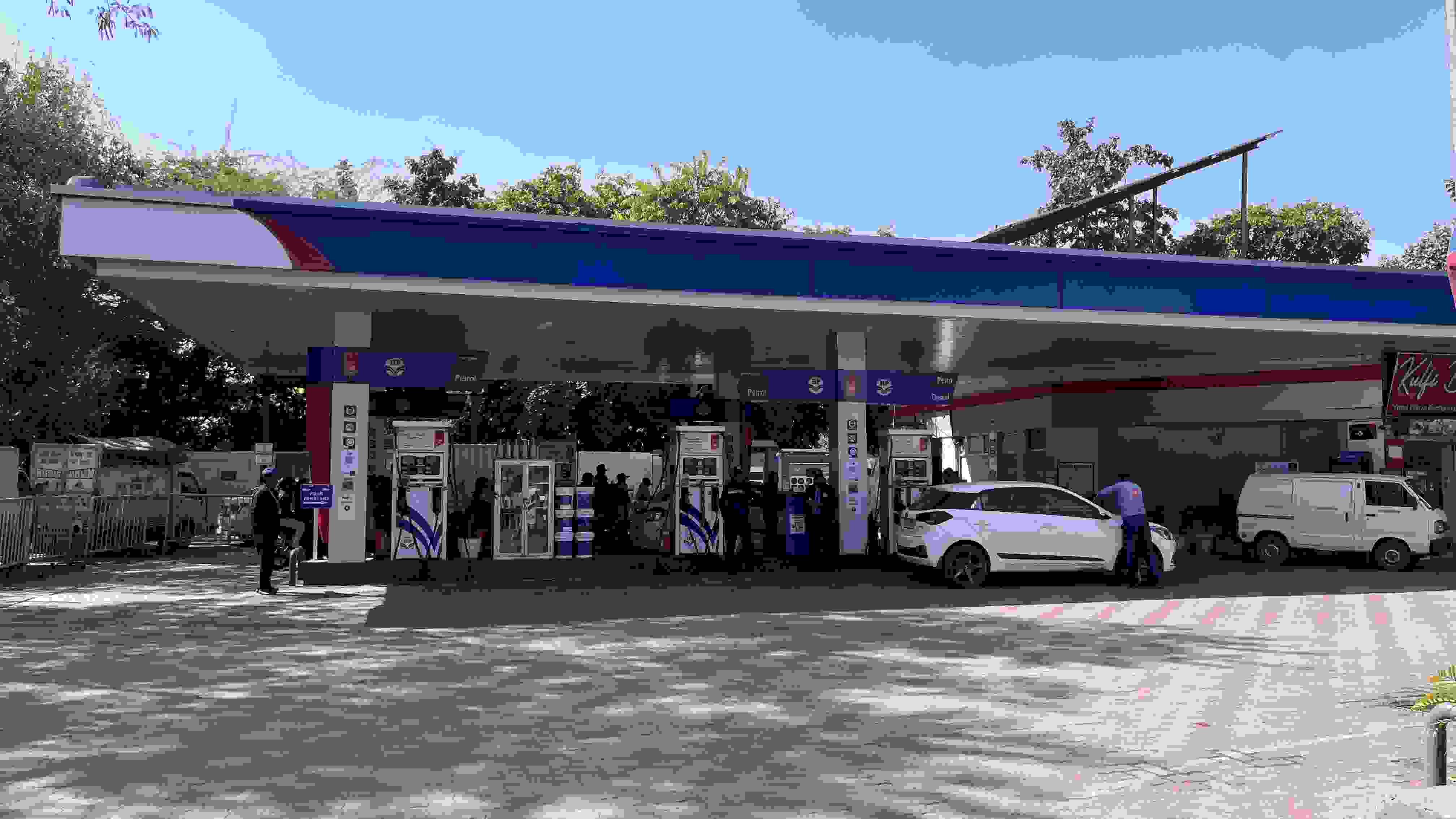 Hindustan Petroleum Corporation Limited - Sarita Vihar, New Delhi