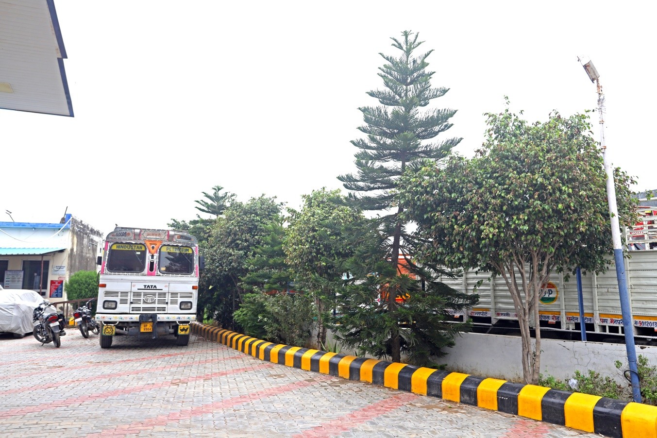 Hindustan Petroleum Corporation Limited - Shikohabad Bhogaon Road, Mainpuri