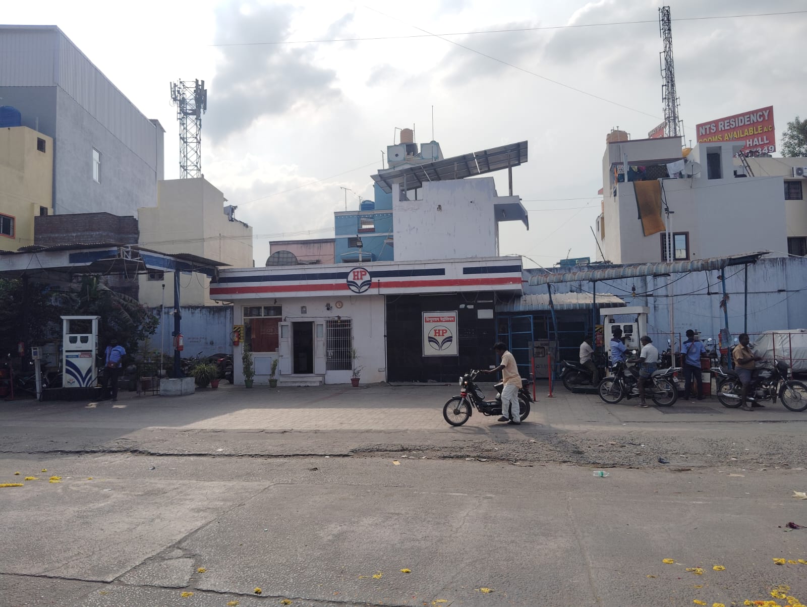 Hindustan Petroleum Corporation Limited - Vellore Arani Road, Arani