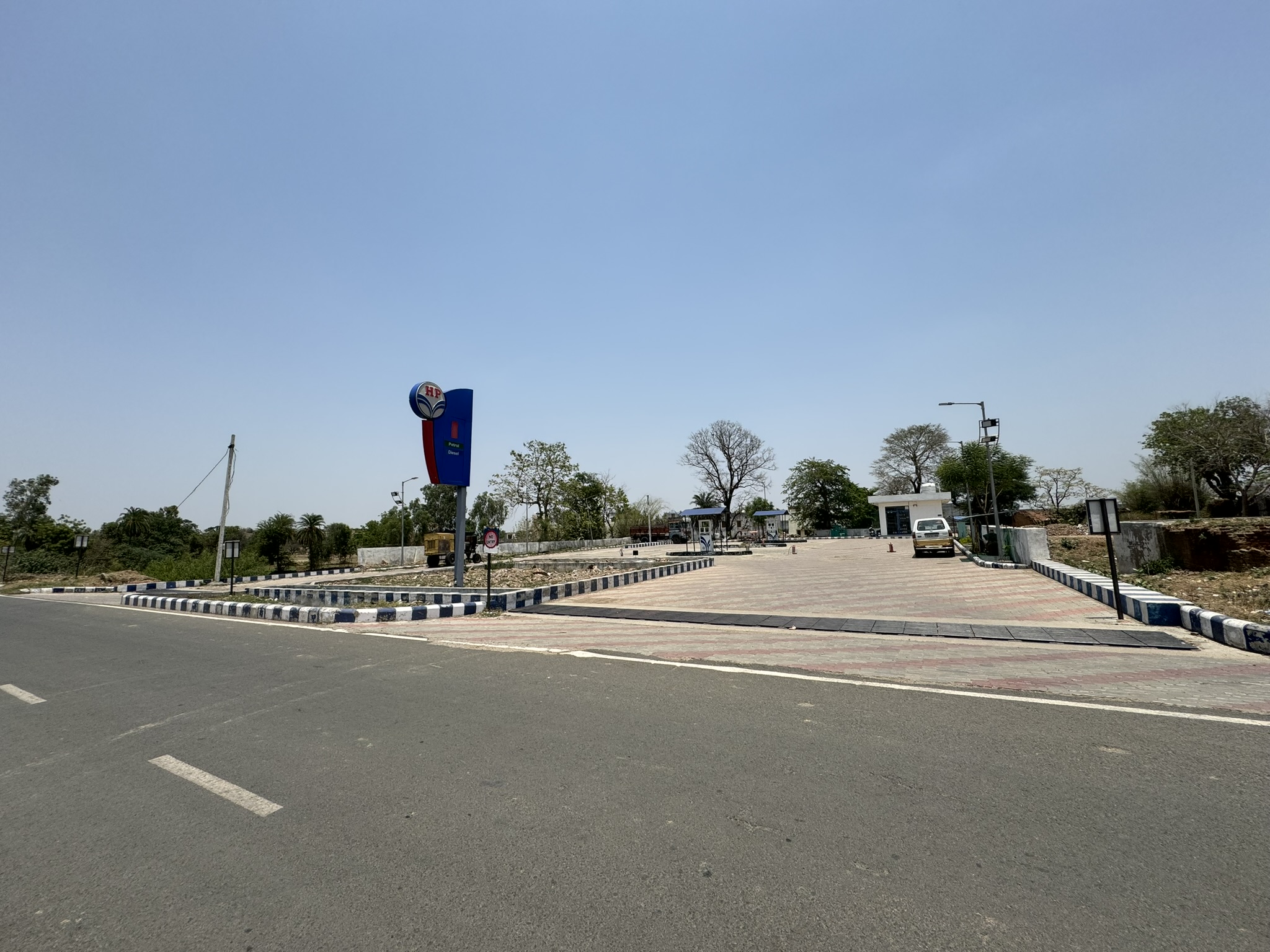 Hindustan Petroleum Corporation Limited - Baroti With Chak, Dungarpur