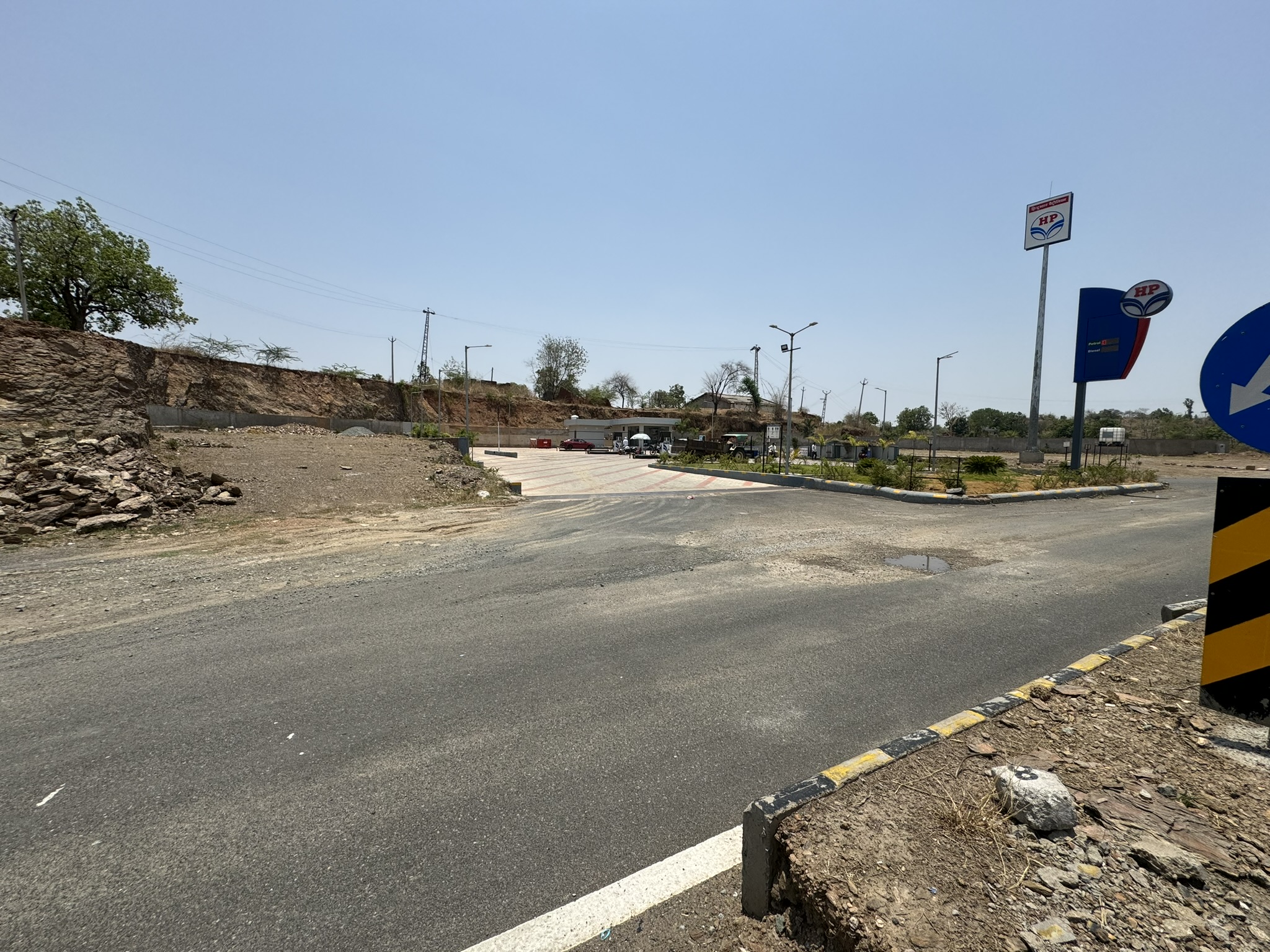 Hindustan Petroleum Corporation Limited - Baroti With Chak, Dungarpur