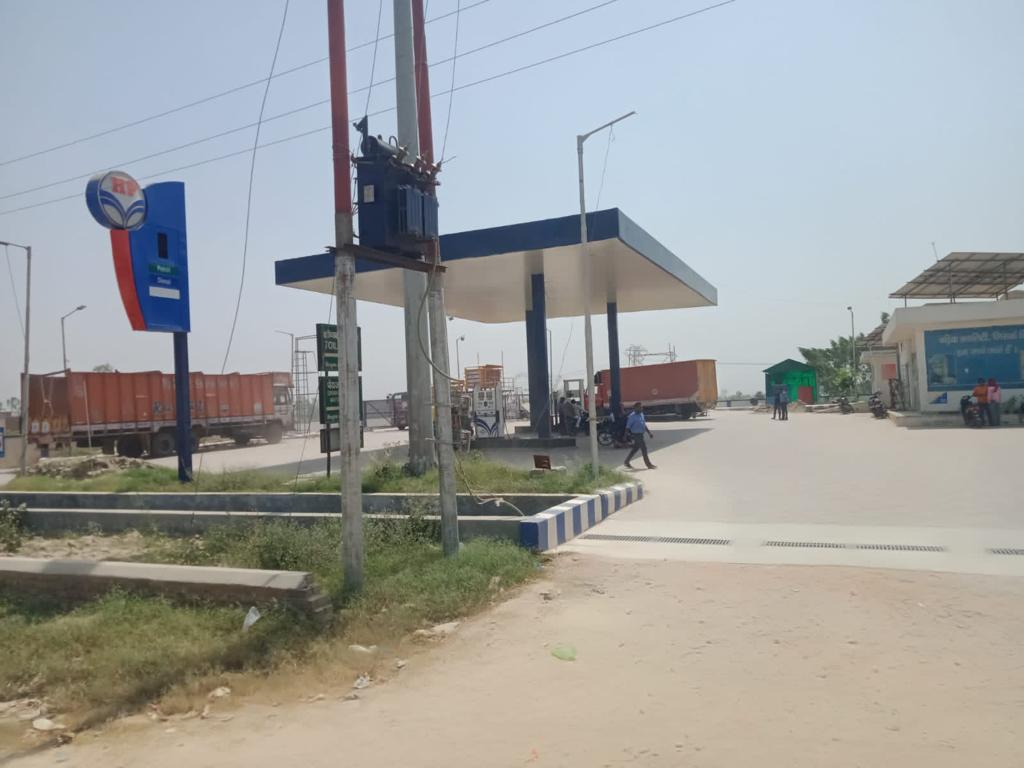 Hindustan Petroleum Corporation Limited - Harchandpur Kalan, Etah
