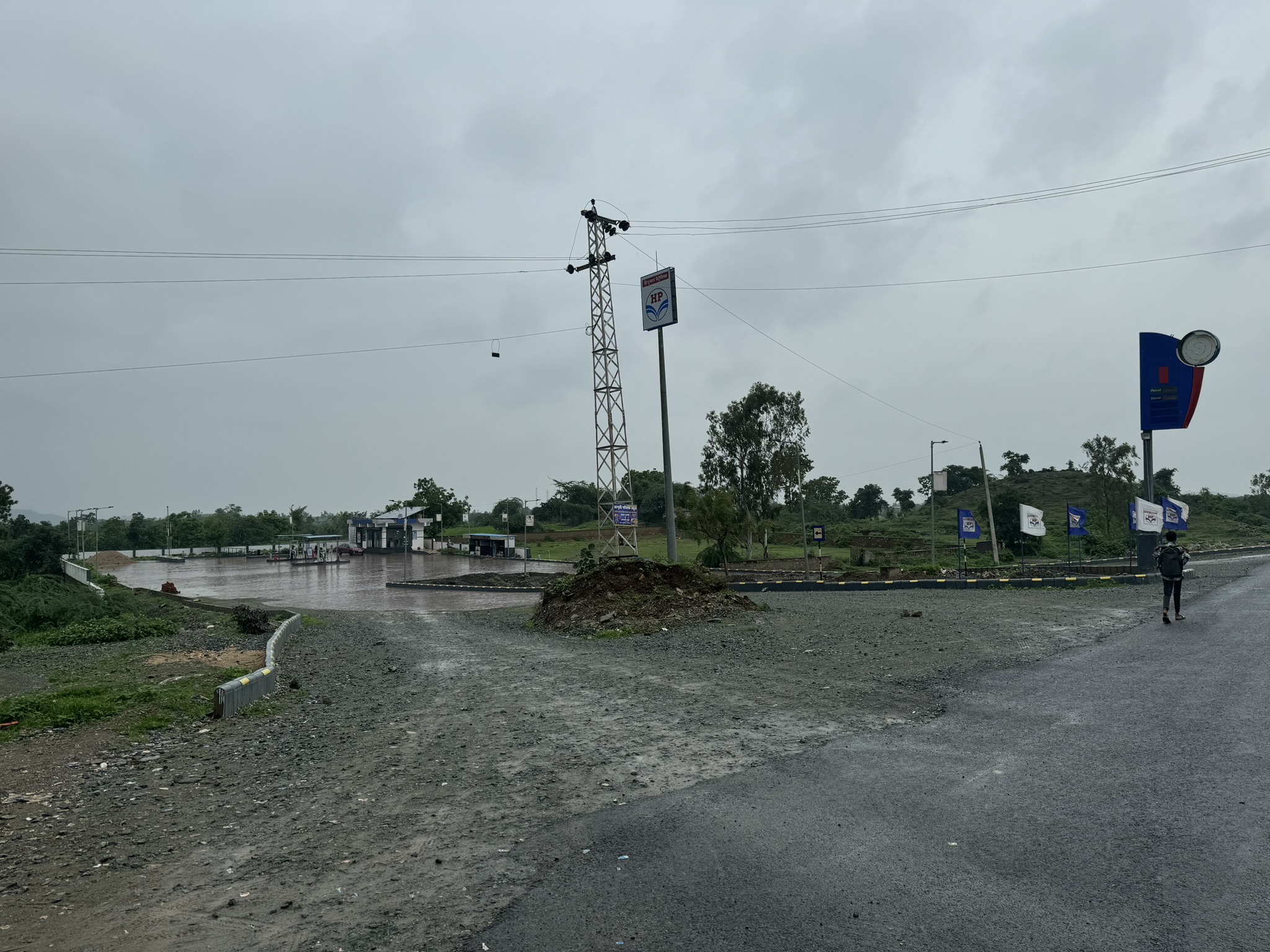 Hindustan Petroleum Corporation Limited - Sarkan Kopcha Road, Dungarpur