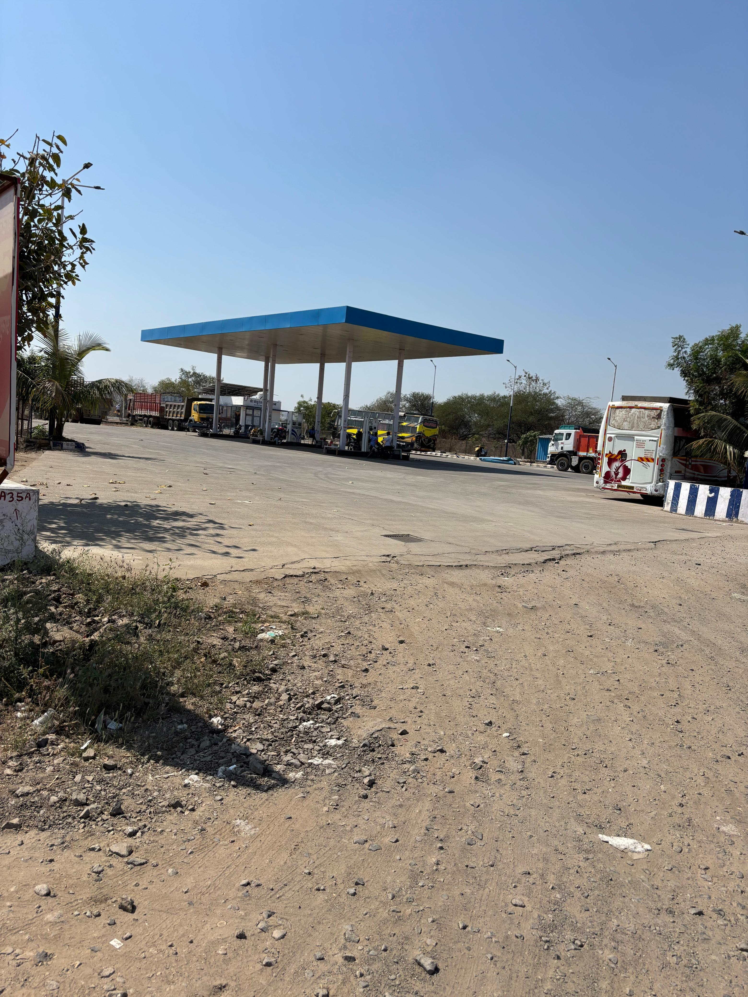 Hindustan Petroleum Corporation Limited - Kakadhira, Beed