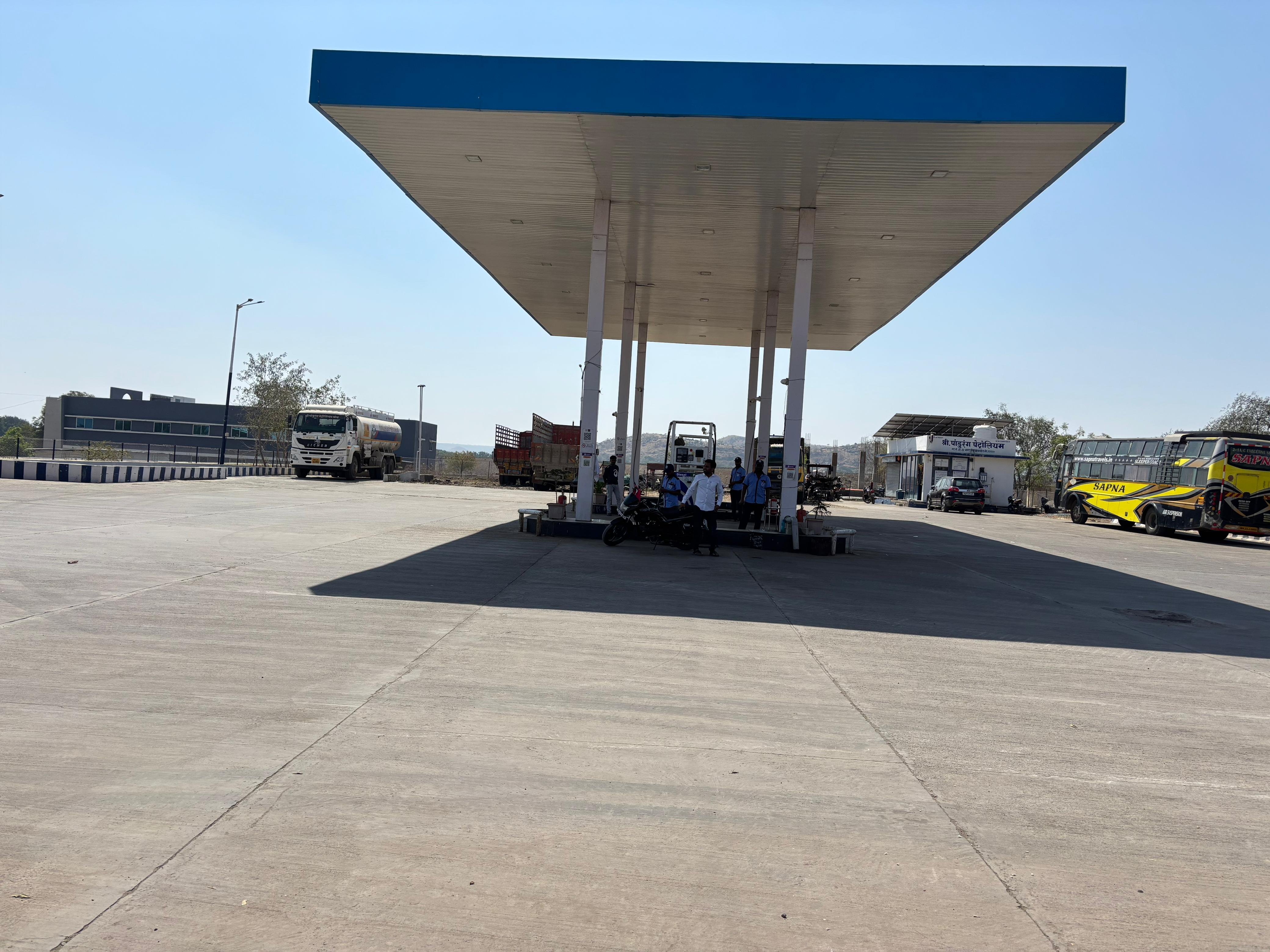 Hindustan Petroleum Corporation Limited - Kakadhira, Beed