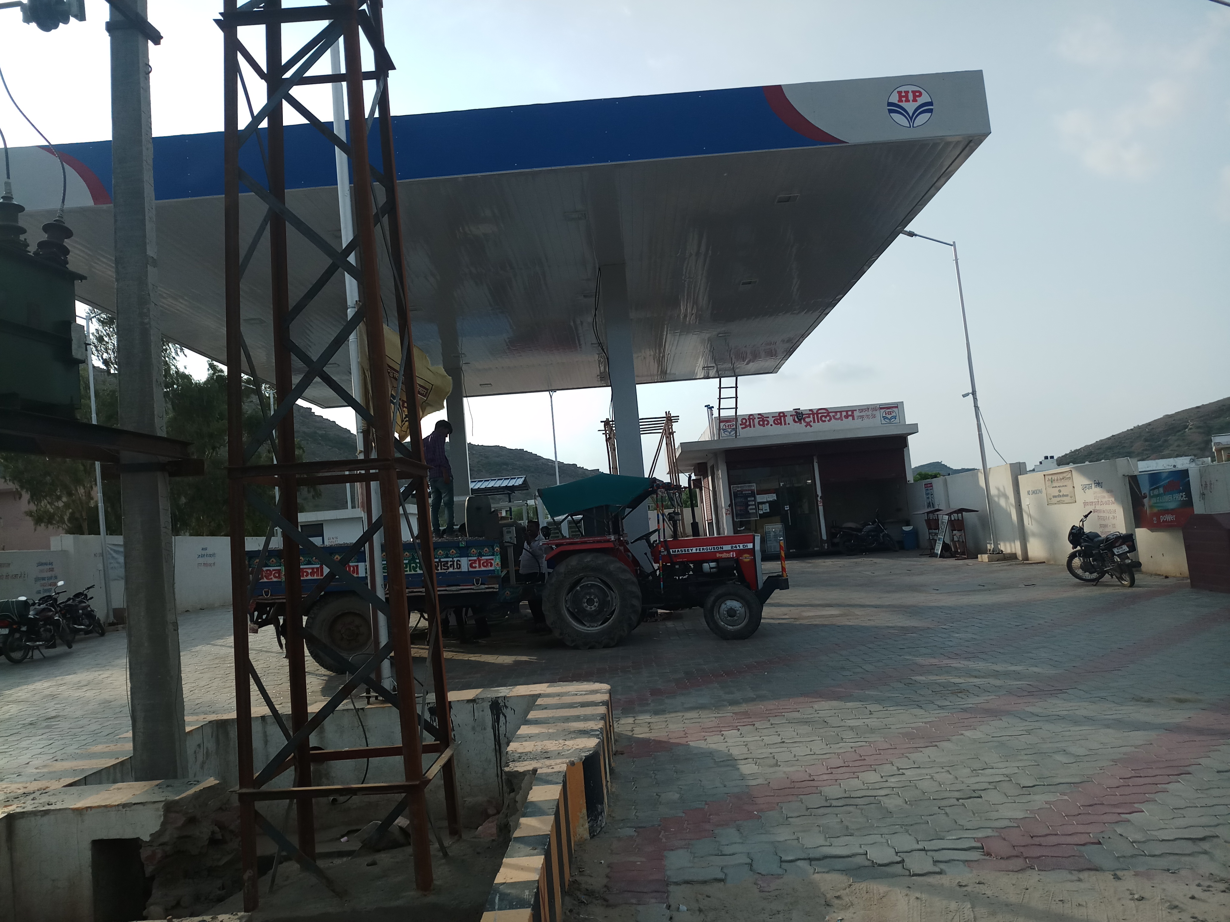 Hindustan Petroleum Corporation Limited - Jaipur Road, Tonk