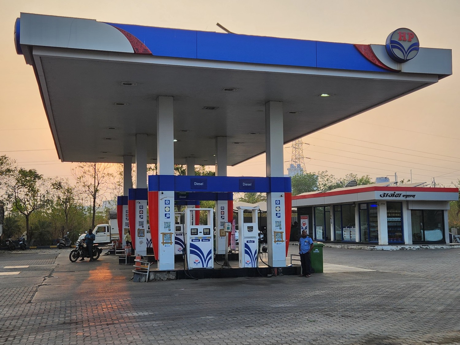 Hindustan Petroleum Corporation Limited - Tasgaon Sangli Road, Tasgaon