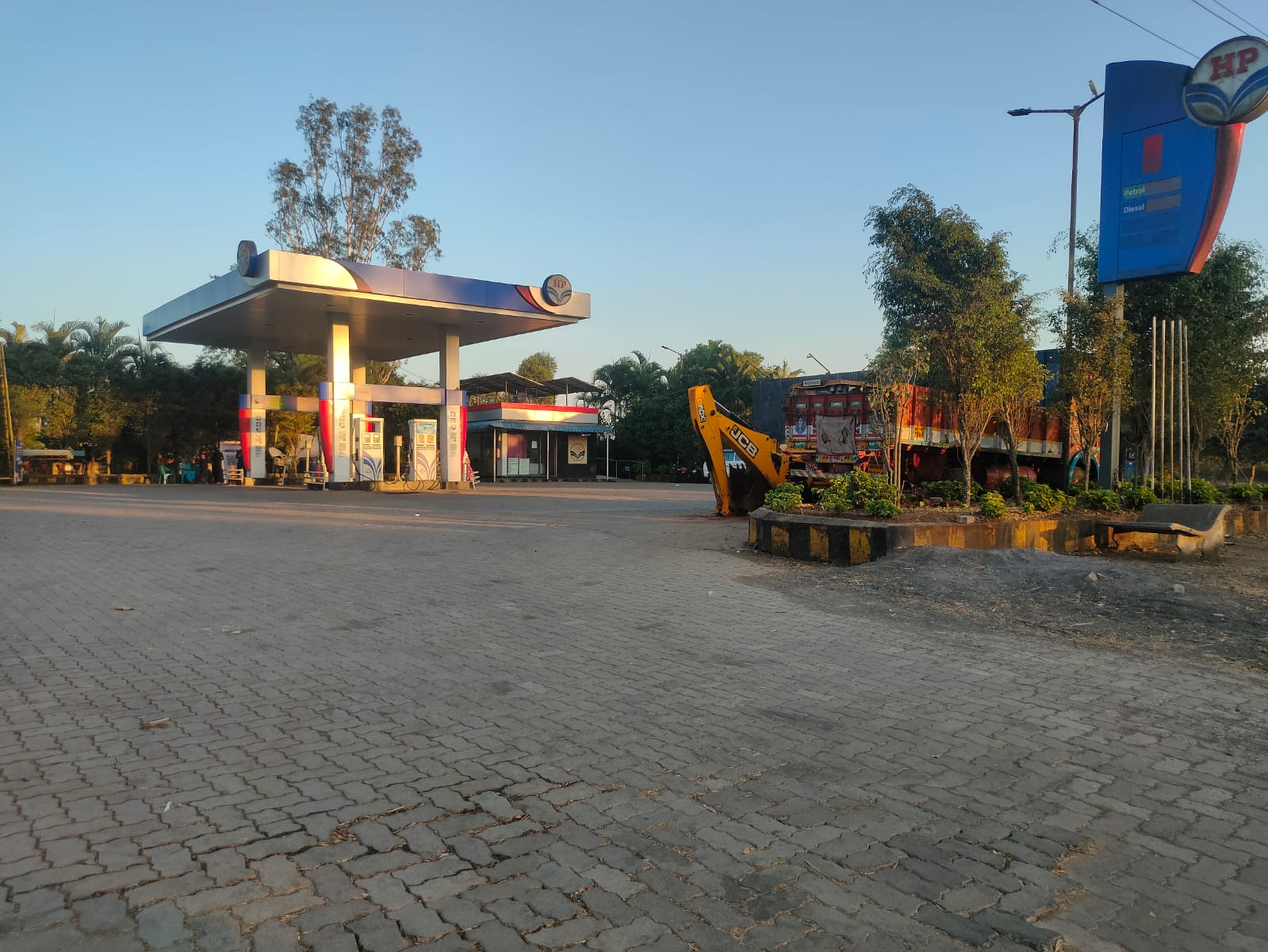 Hindustan Petroleum Corporation Limited - Kur, Kolhapur