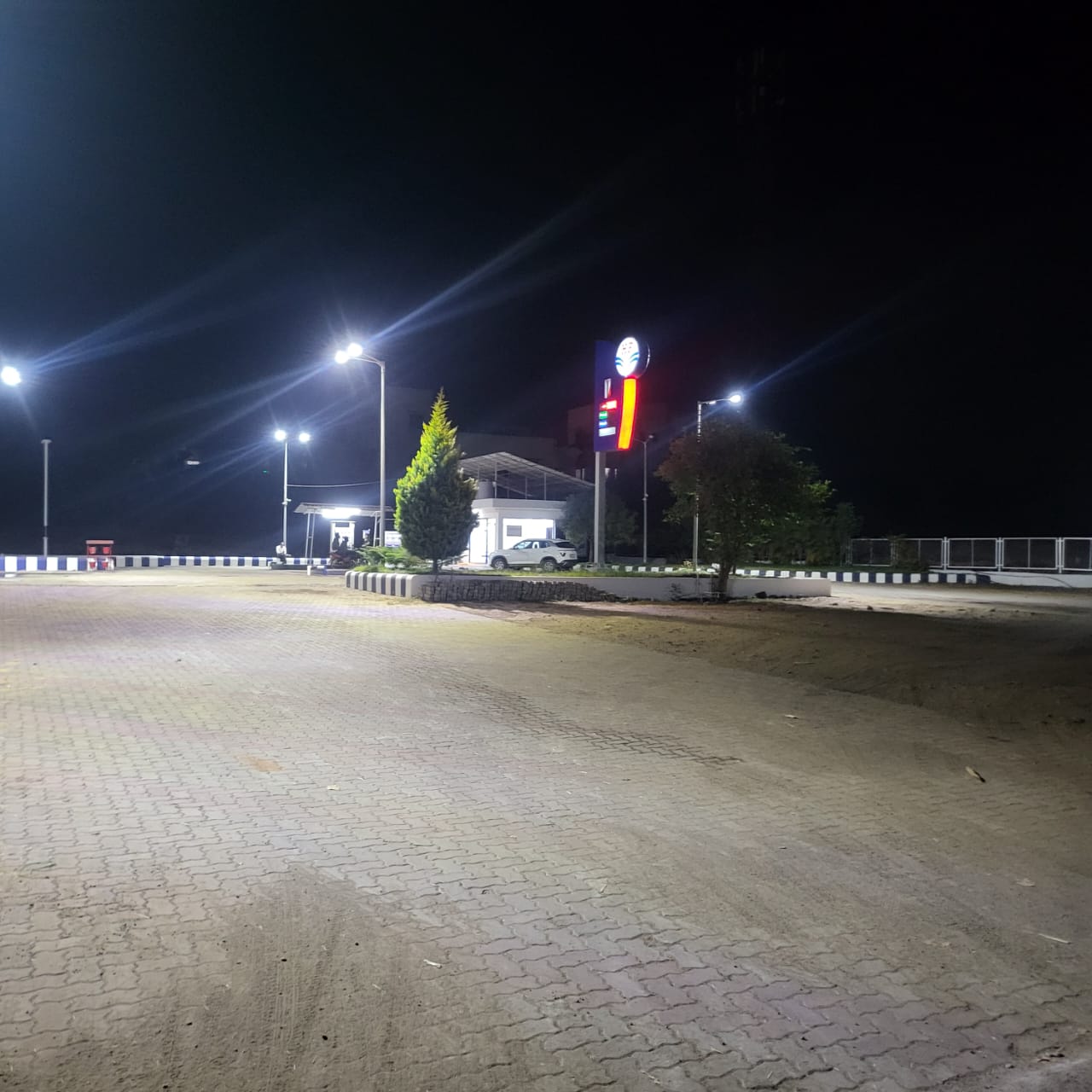 Hindustan Petroleum Corporation Limited - Vanjarwadi, Tasgaon