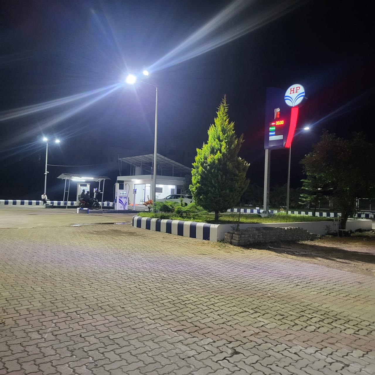 Hindustan Petroleum Corporation Limited - Vanjarwadi, Tasgaon