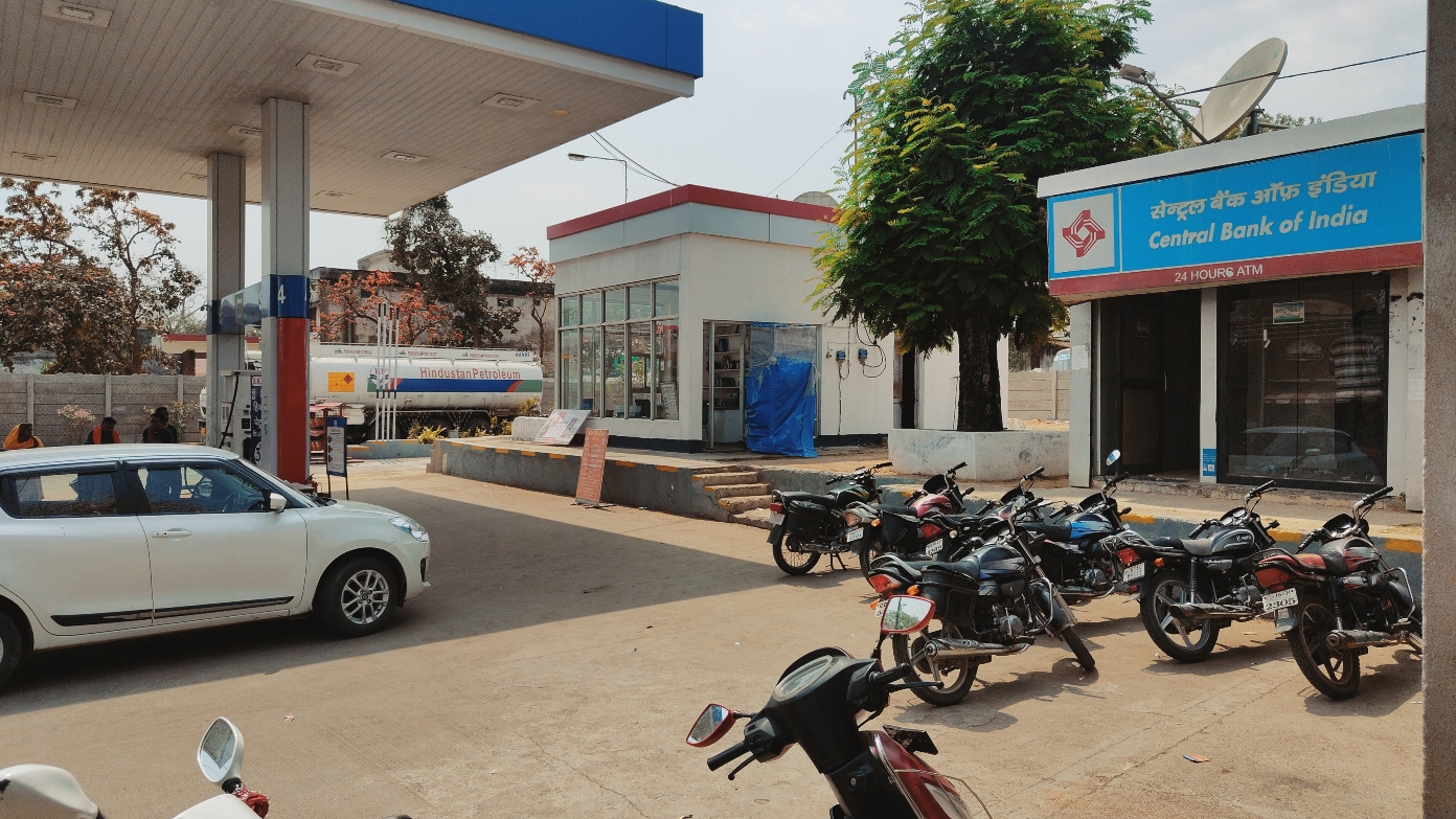 Hindustan Petroleum Corporation Limited - Ambikapur Road, Manendragarh