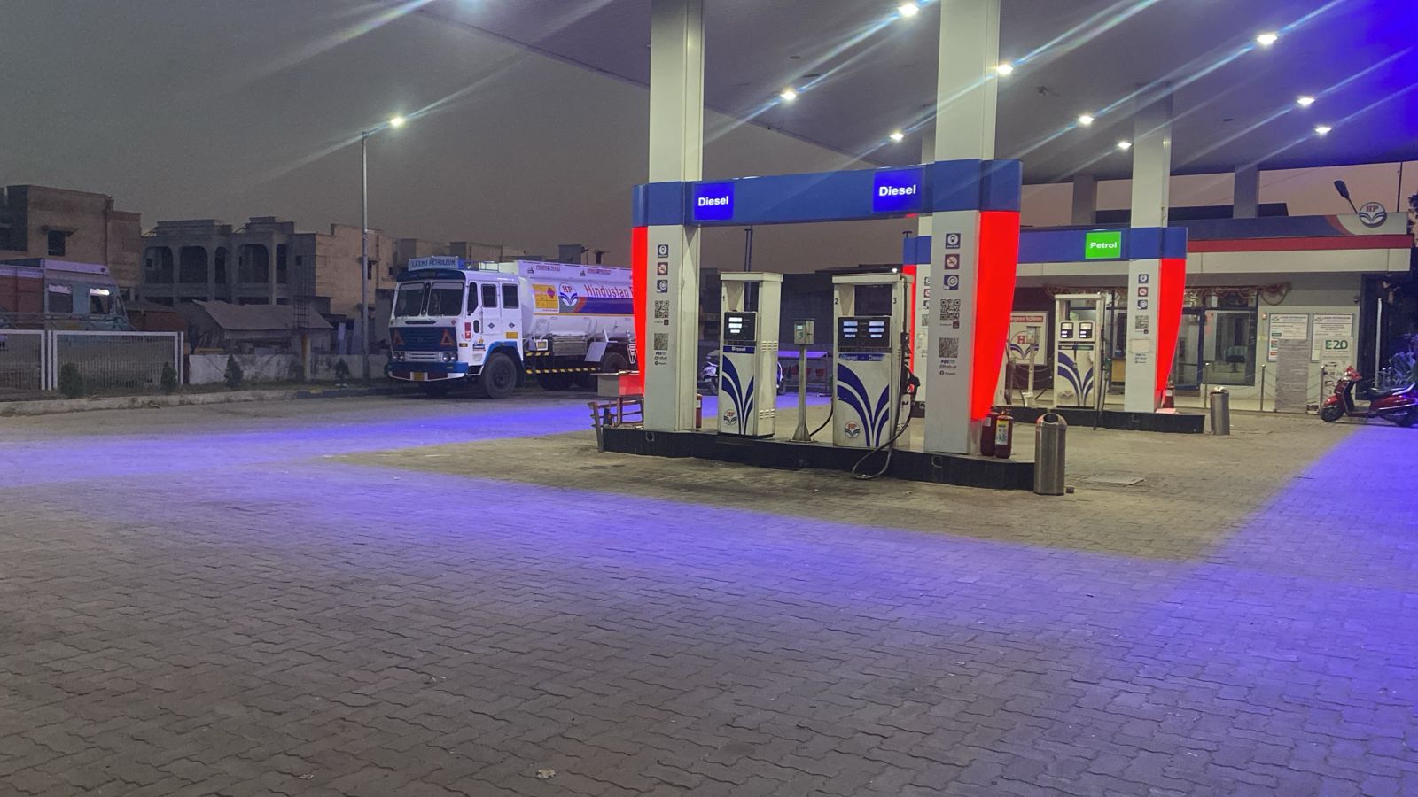 Hindustan Petroleum Corporation Limited - Kadi Chhatral Road, Kadi