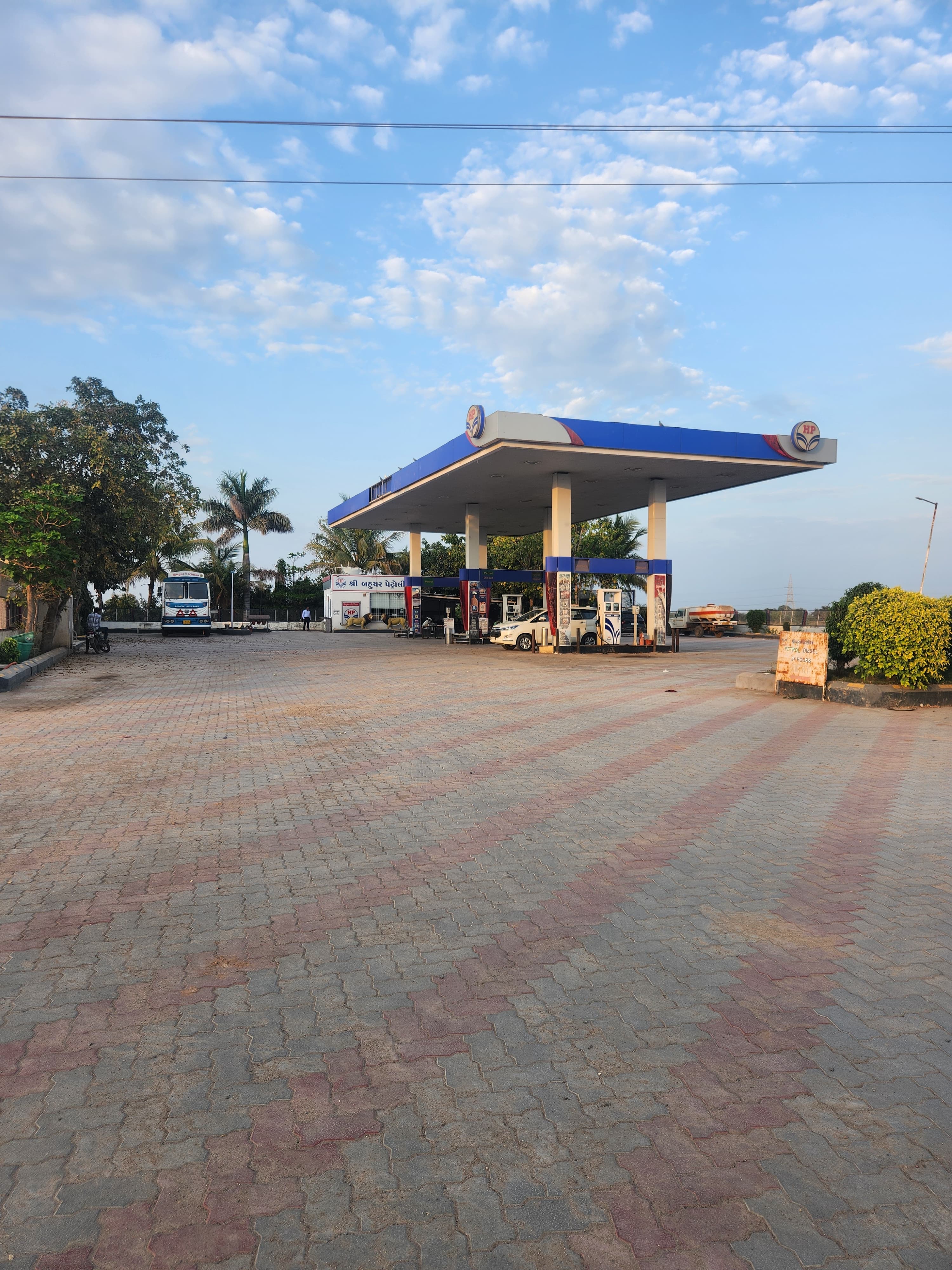 Hindustan Petroleum Corporation Limited - Nana Kerala, Surendranagar