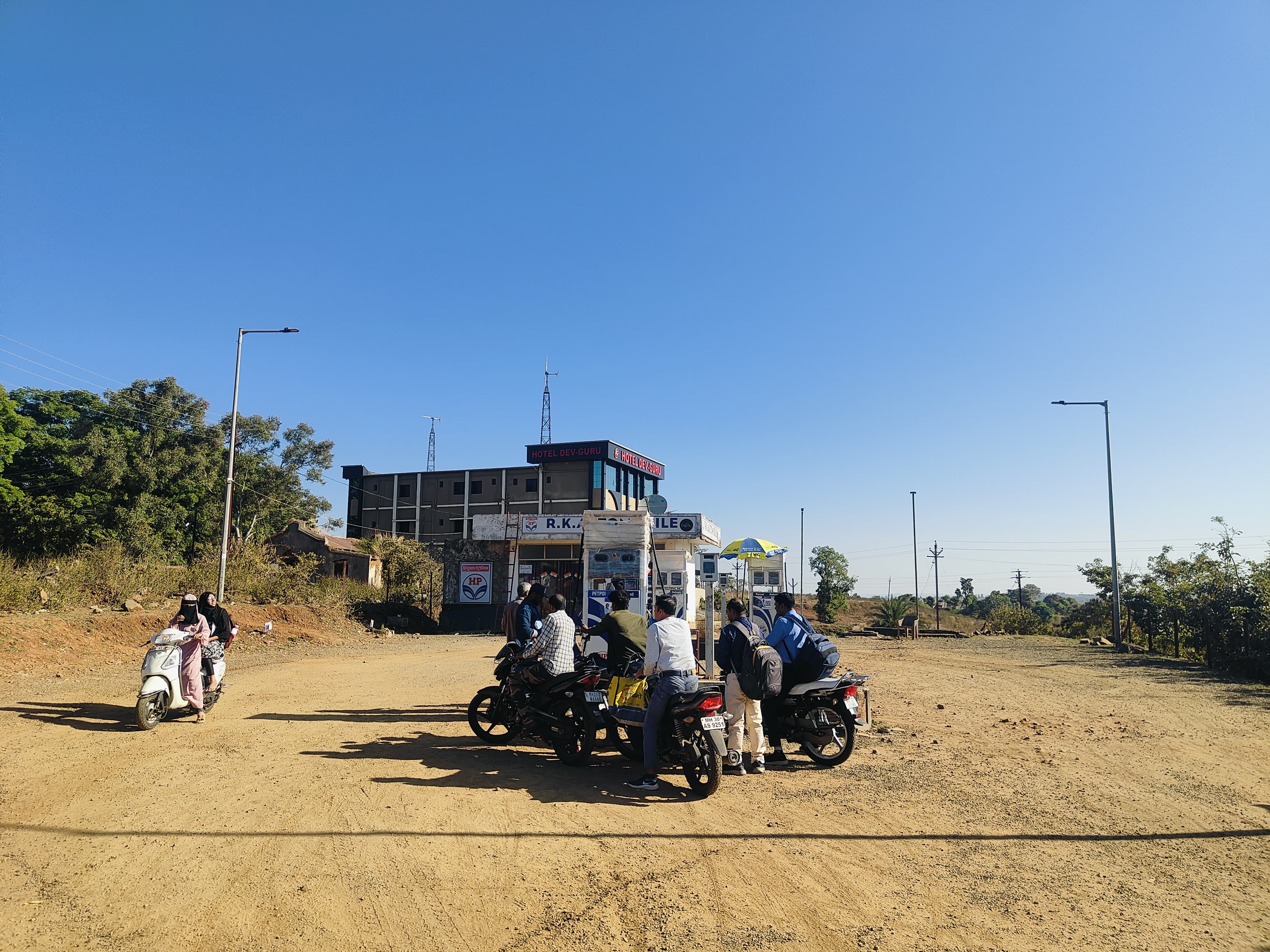 Hindustan Petroleum Corporation Limited - Chikhaldara, Amravati