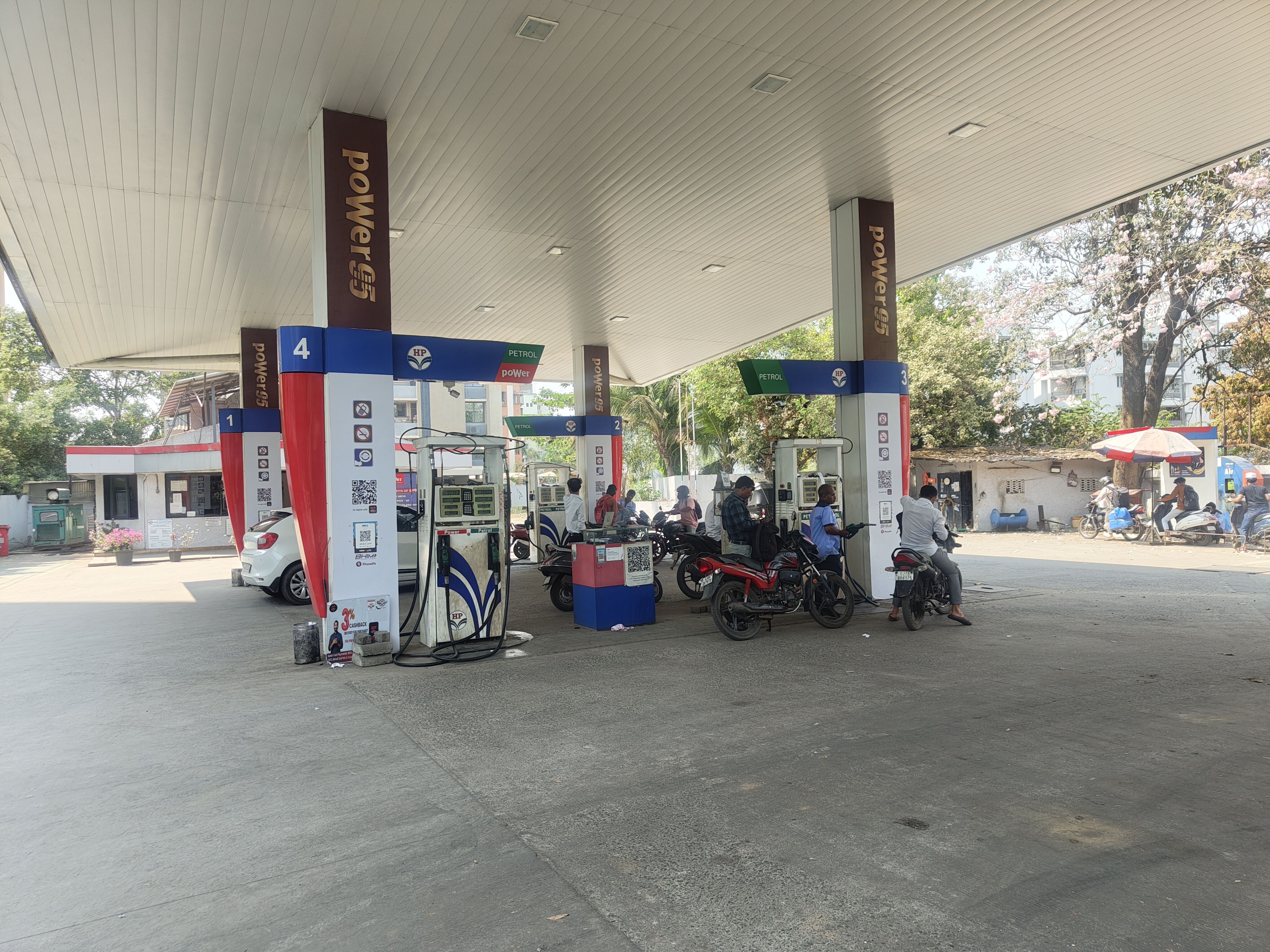 Hindustan Petroleum Corporation Limited - Valsad Dharampur Main Road, Valsad
