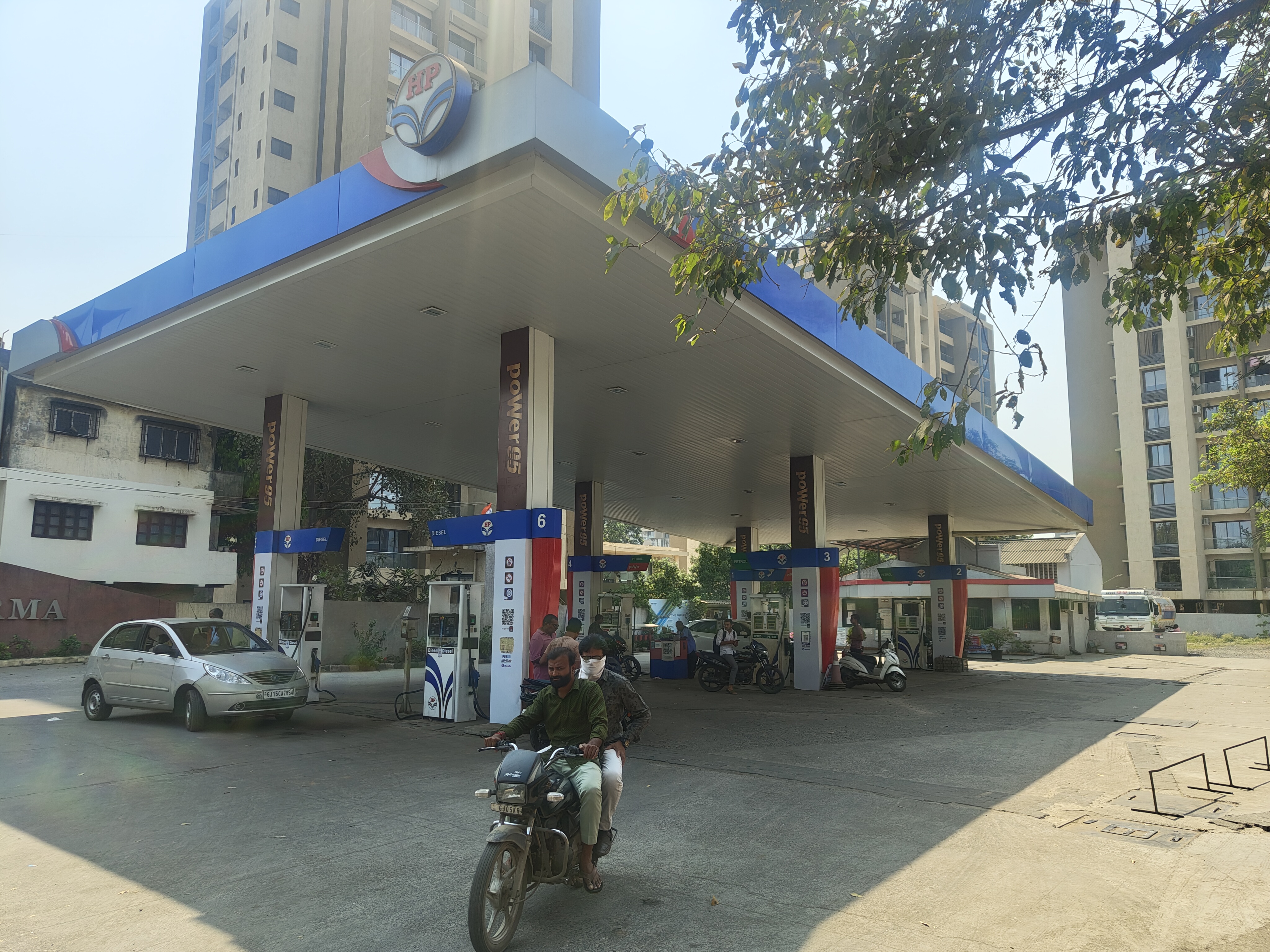 Hindustan Petroleum Corporation Limited - Valsad Dharampur Main Road, Valsad
