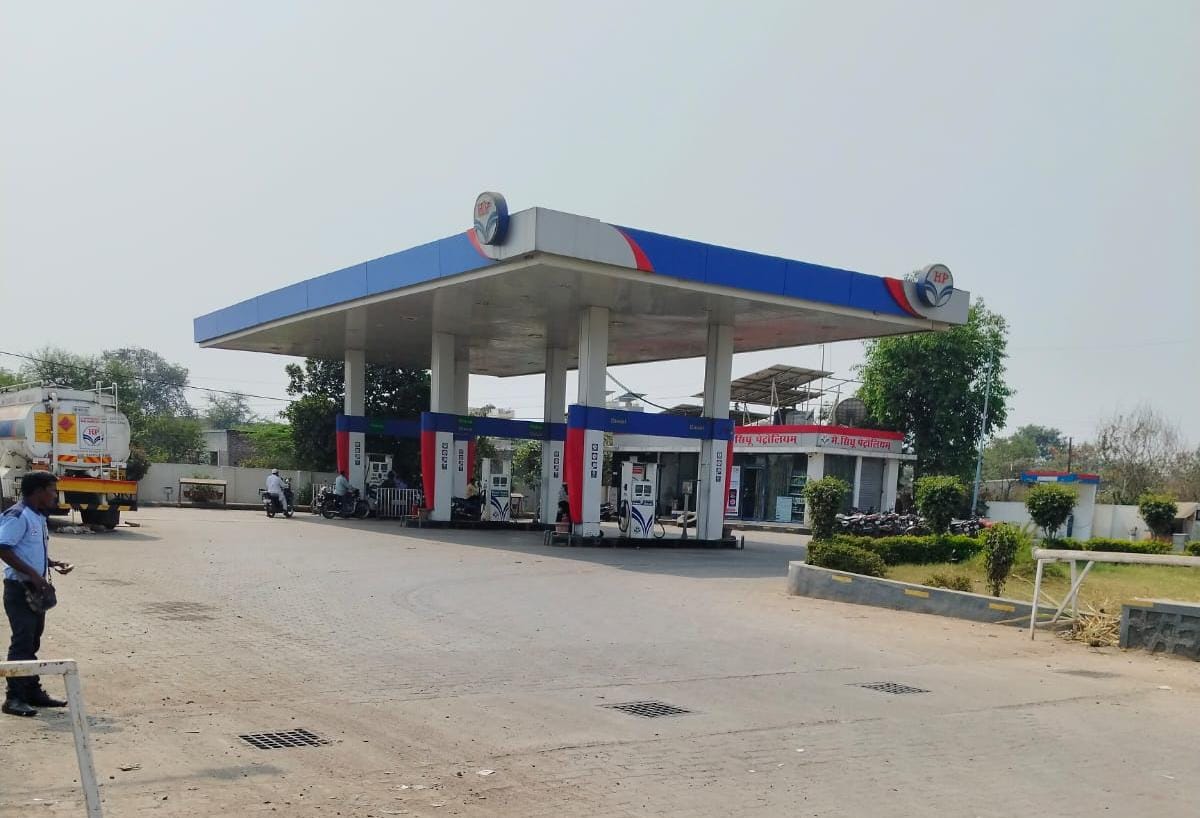 Hindustan Petroleum Corporation Limited - Jalna Aurangabad Road, Jalna