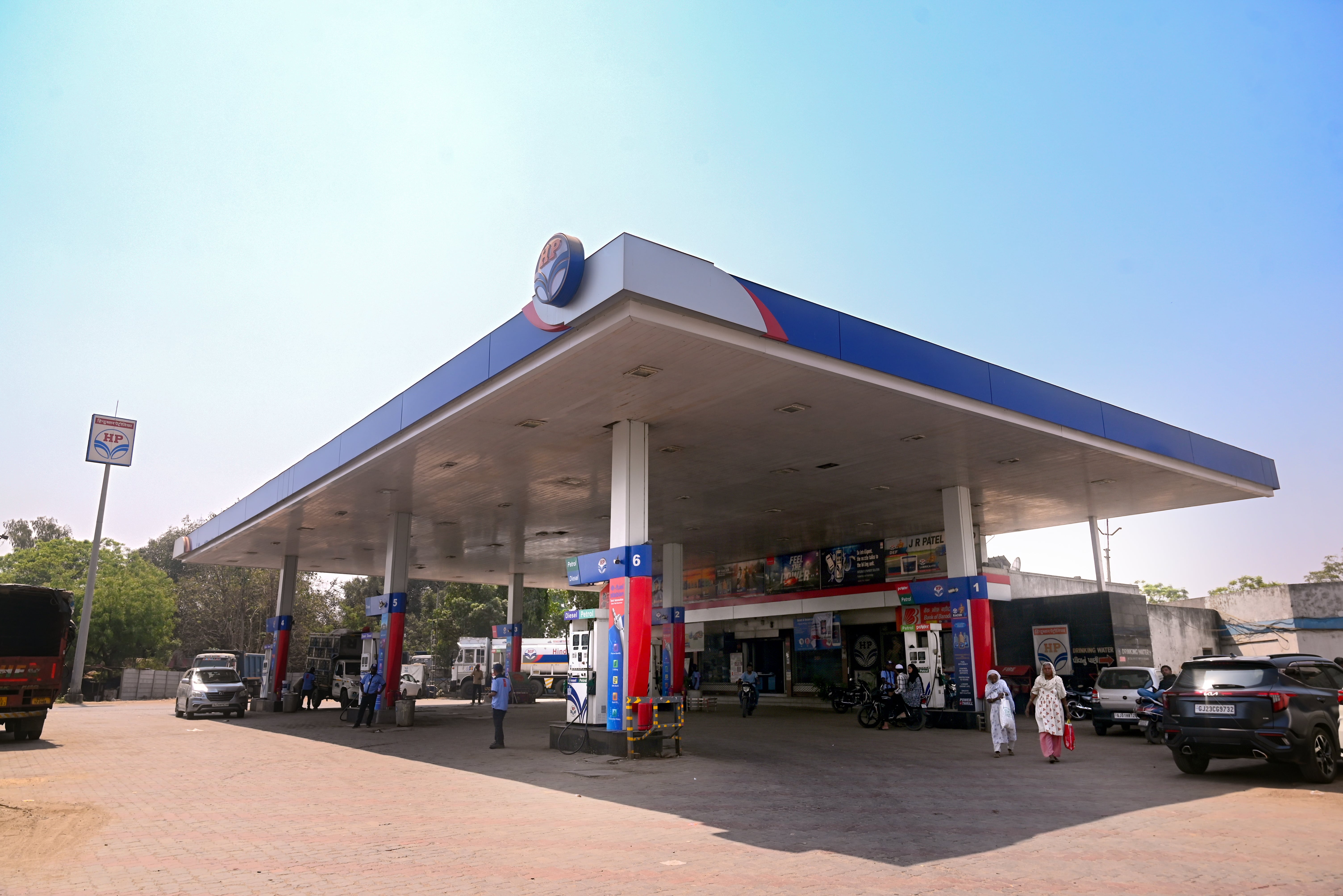 Hindustan Petroleum Corporation Limited - Samarkha Crossing, Anand