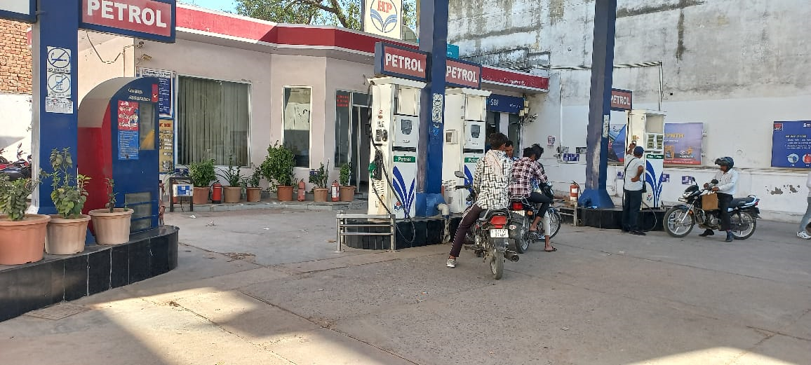 Hindustan Petroleum Corporation Limited - Sawai Madhopur Chauraha, Tonk
