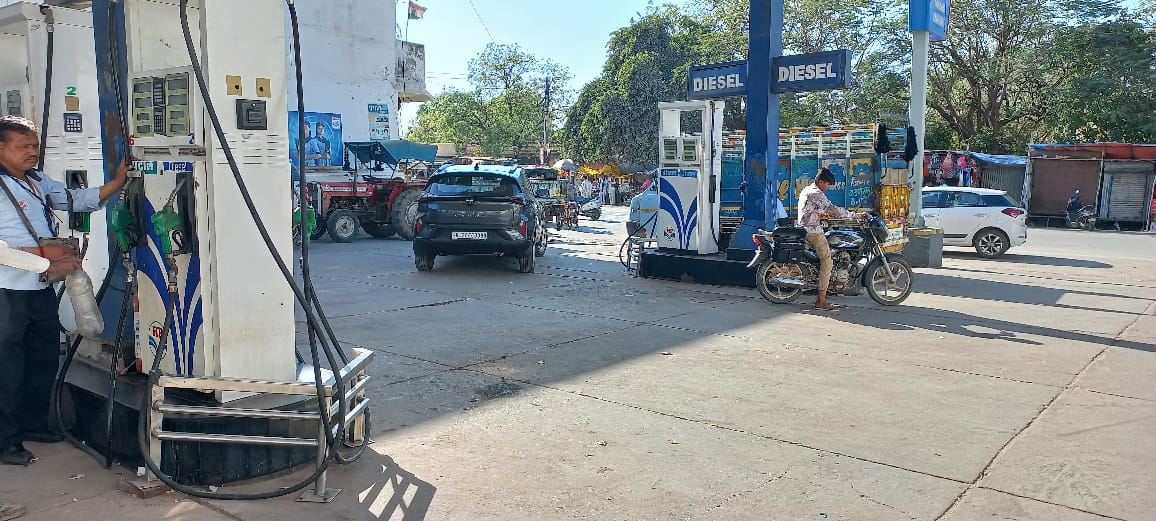 Hindustan Petroleum Corporation Limited - Sawai Madhopur Chauraha, Tonk