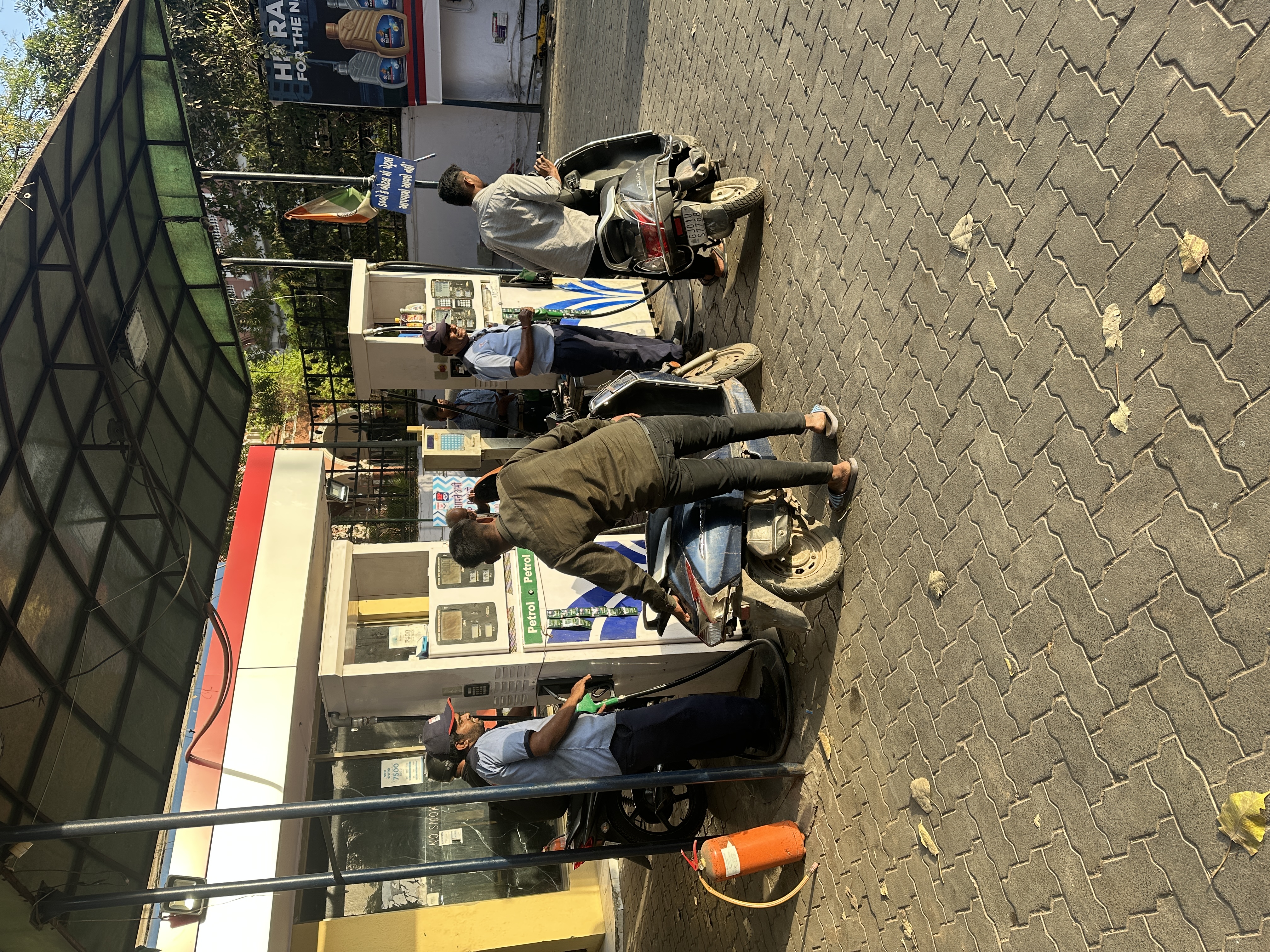 Hindustan Petroleum Corporation Limited - Lal Darwaja, Ahmedabad