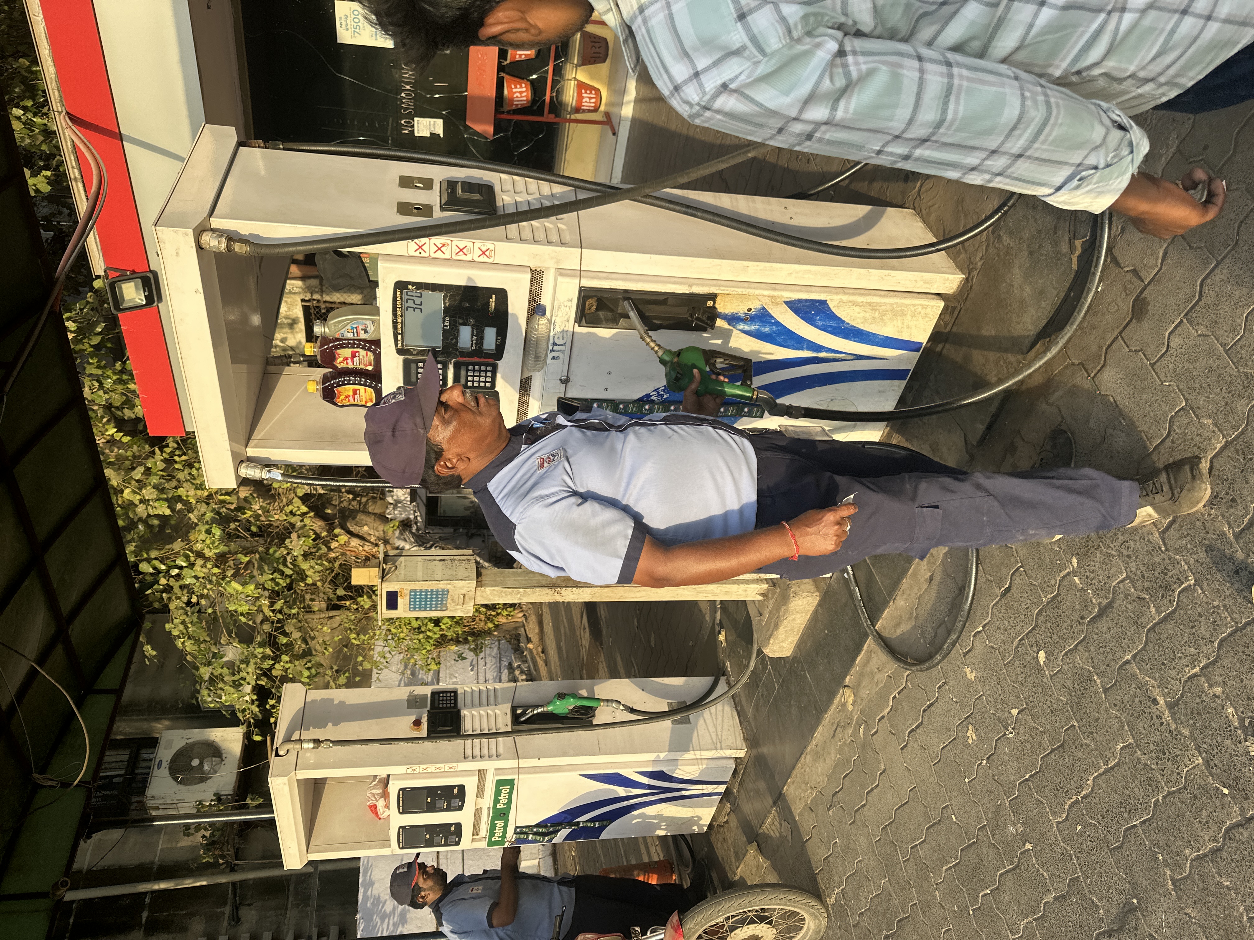 Hindustan Petroleum Corporation Limited - Lal Darwaja, Ahmedabad