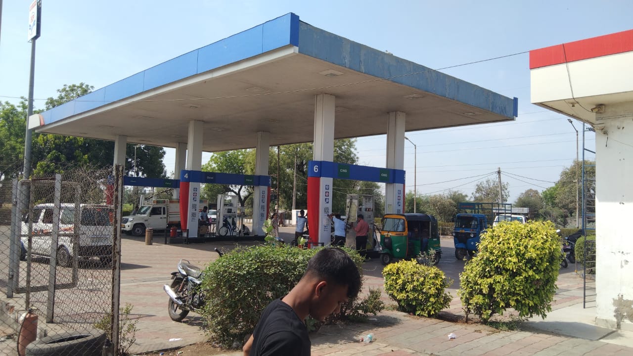 Hindustan Petroleum Corporation Limited - Dumad, Vadodara