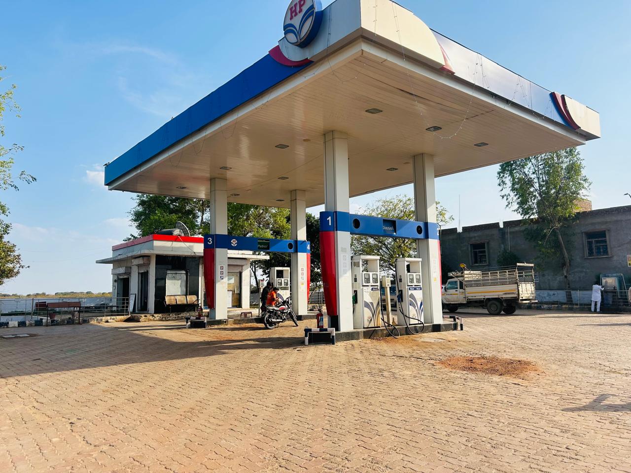 Hindustan Petroleum Corporation Limited - Gwalior Road, Bhind