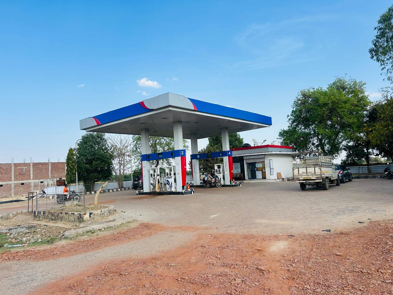 Hindustan Petroleum Corporation Limited - Gwalior Road, Bhind