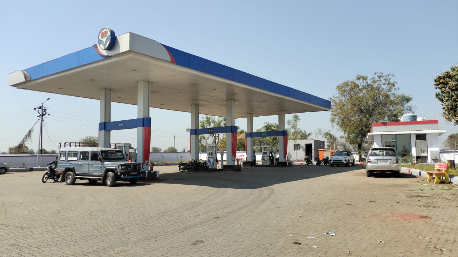 Hindustan Petroleum Corporation Limited - Jalgaon Pahur Road, Jalgaon