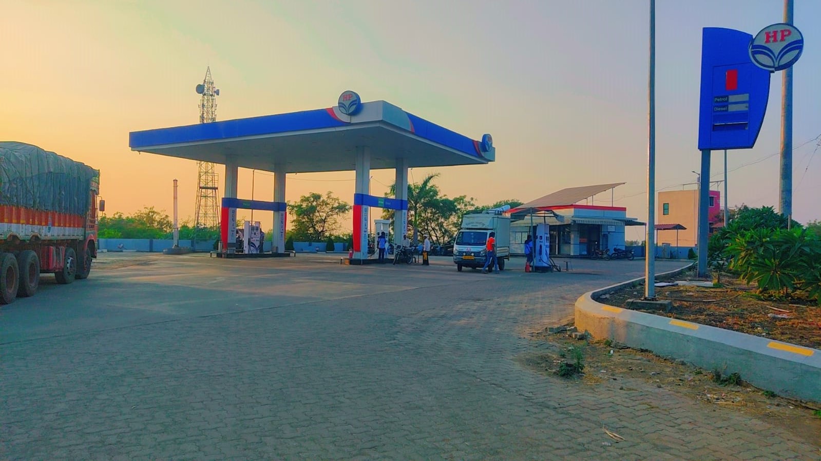 Hindustan Petroleum Corporation Limited - Killari, Latur