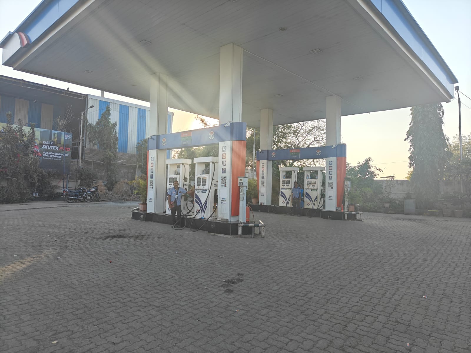 Hindustan Petroleum Corporation Limited - Old Bhusawal Jalgaon Road, Jalgaon