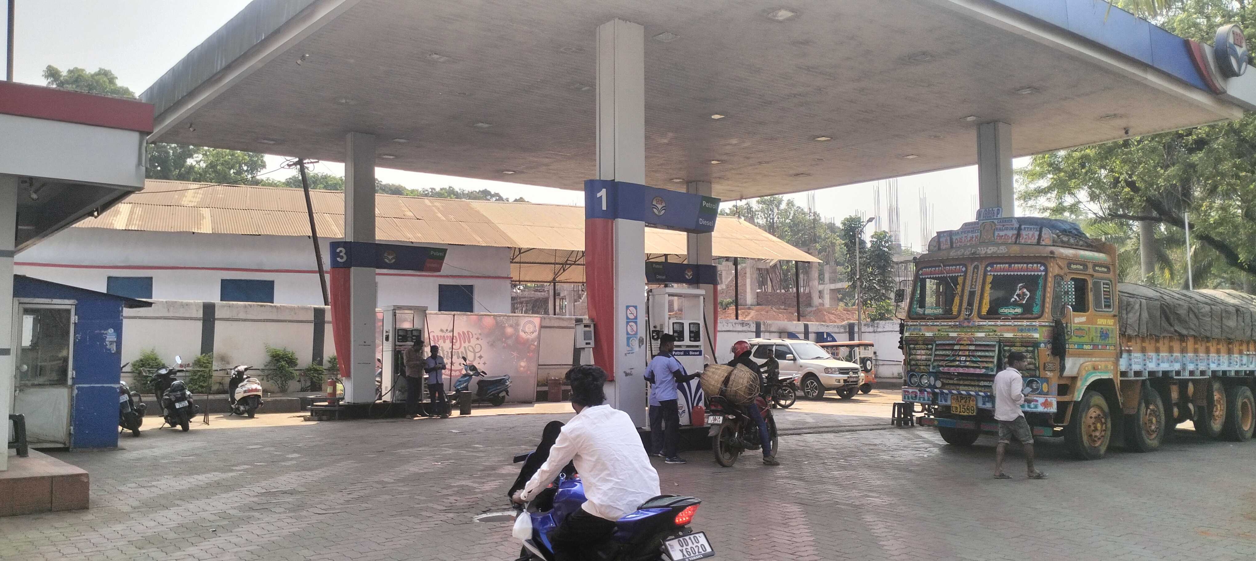 Hindustan Petroleum Corporation Limited - Jeypore Vizianagaram Road, Koraput