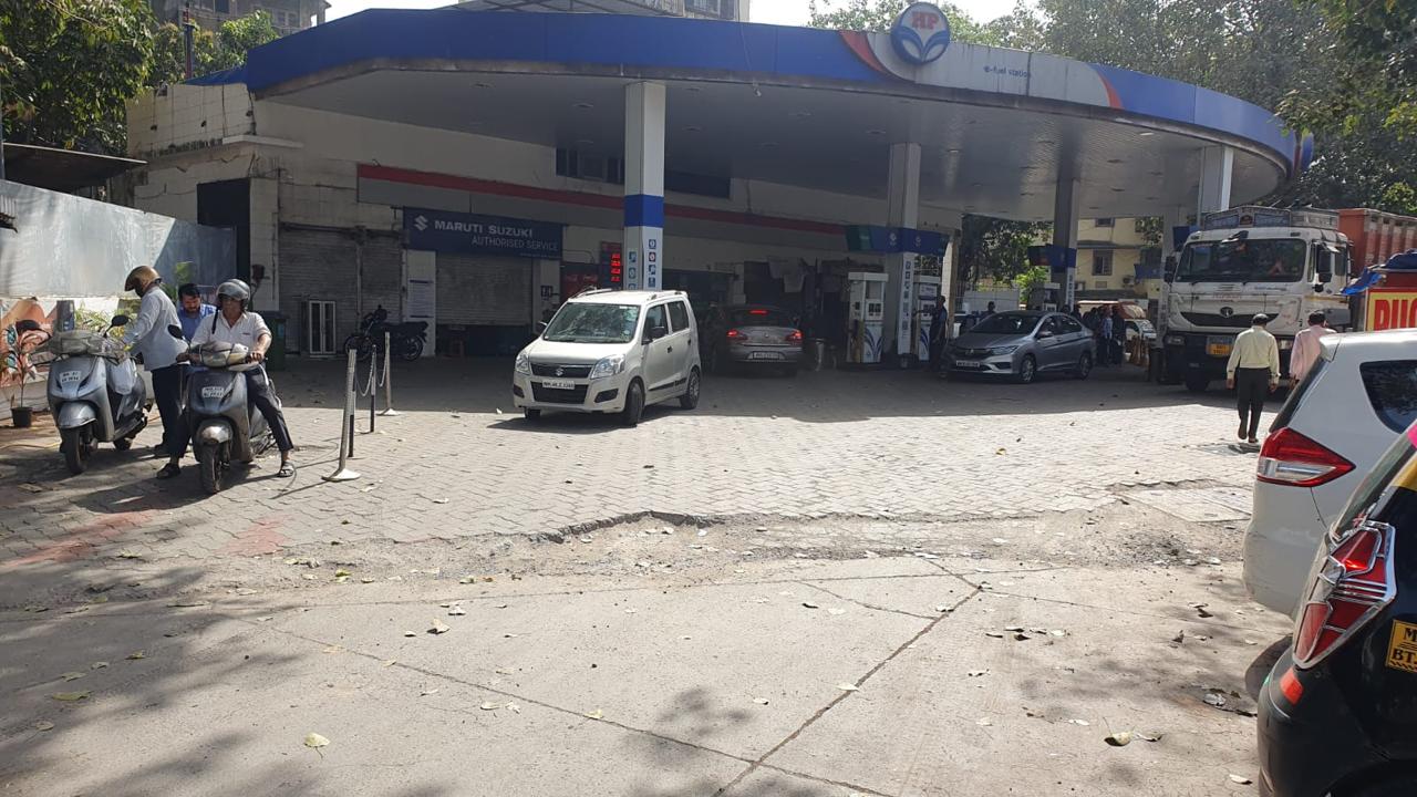 Hindustan Petroleum Corporation Limited - Kings Circle, Mumbai