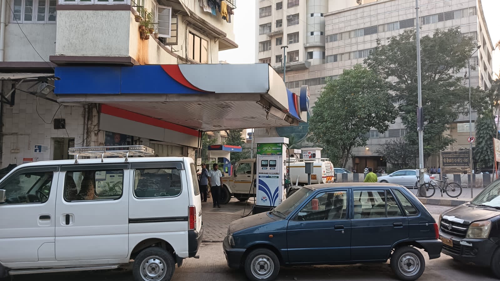 Hindustan Petroleum Corporation Limited - Worli Naka, Mumbai
