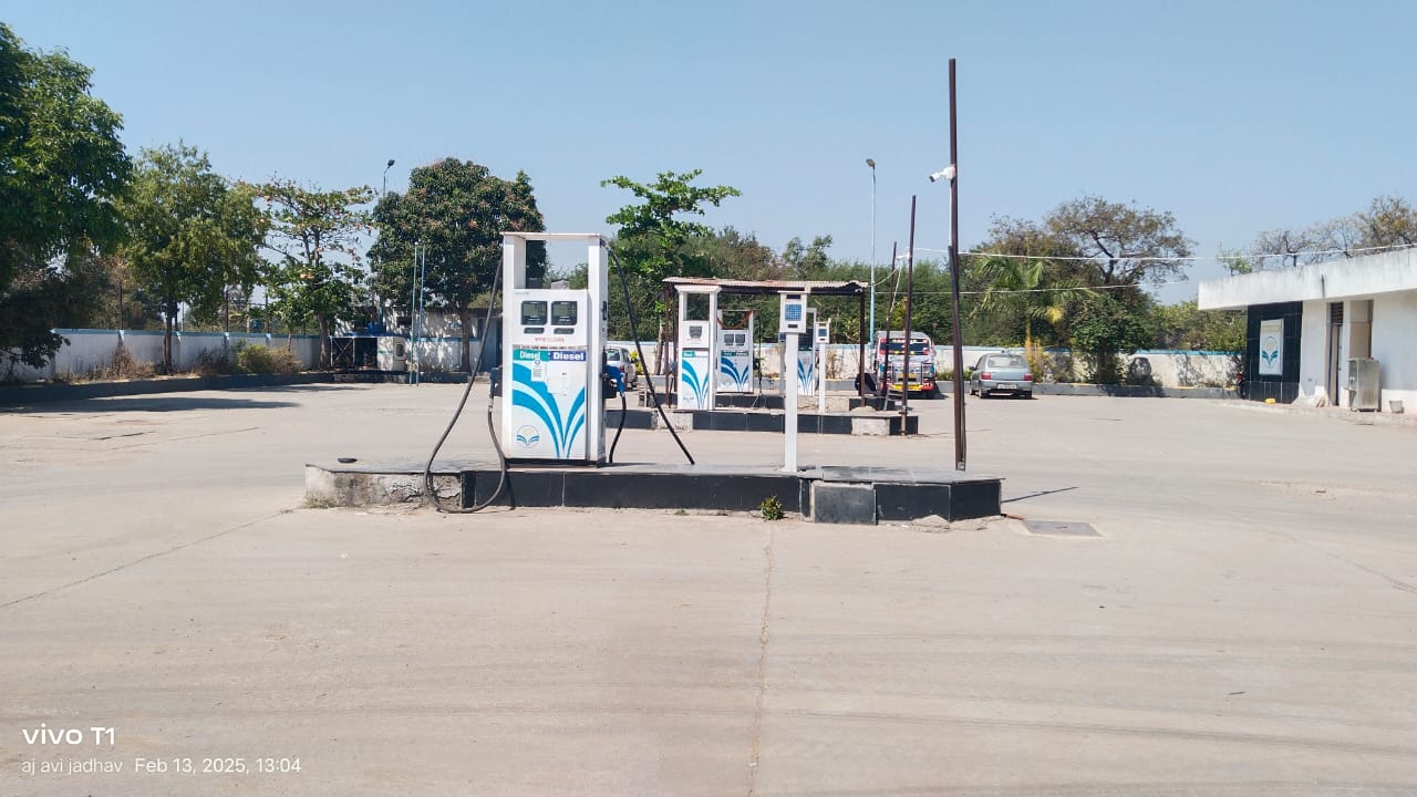 Hindustan Petroleum Corporation Limited - Sindkhed Raja, Buldhana