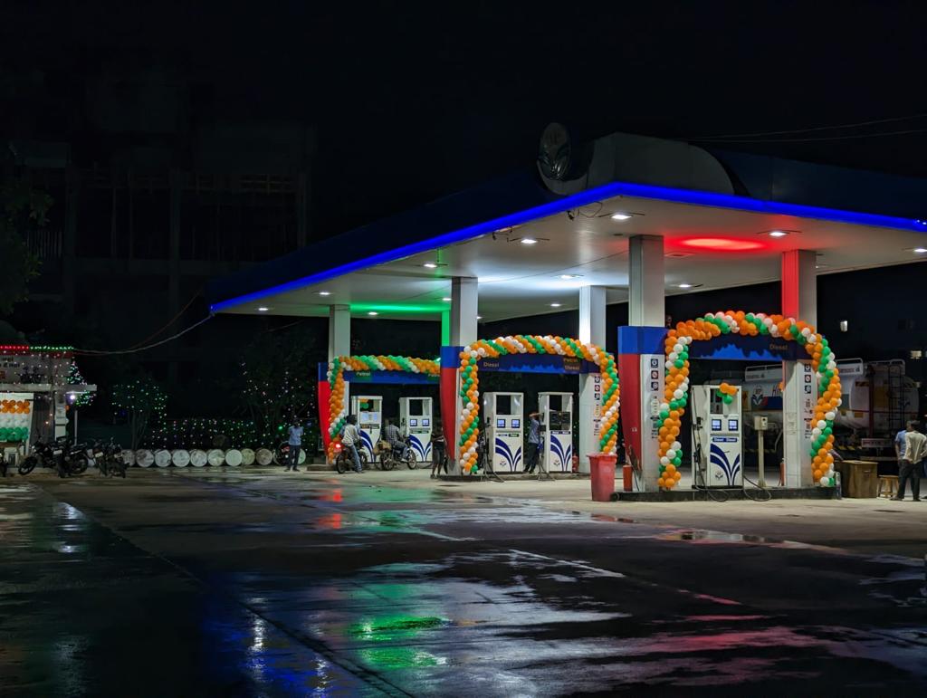 Hindustan Petroleum Corporation Limited - Basweshwar Chowk, Latur